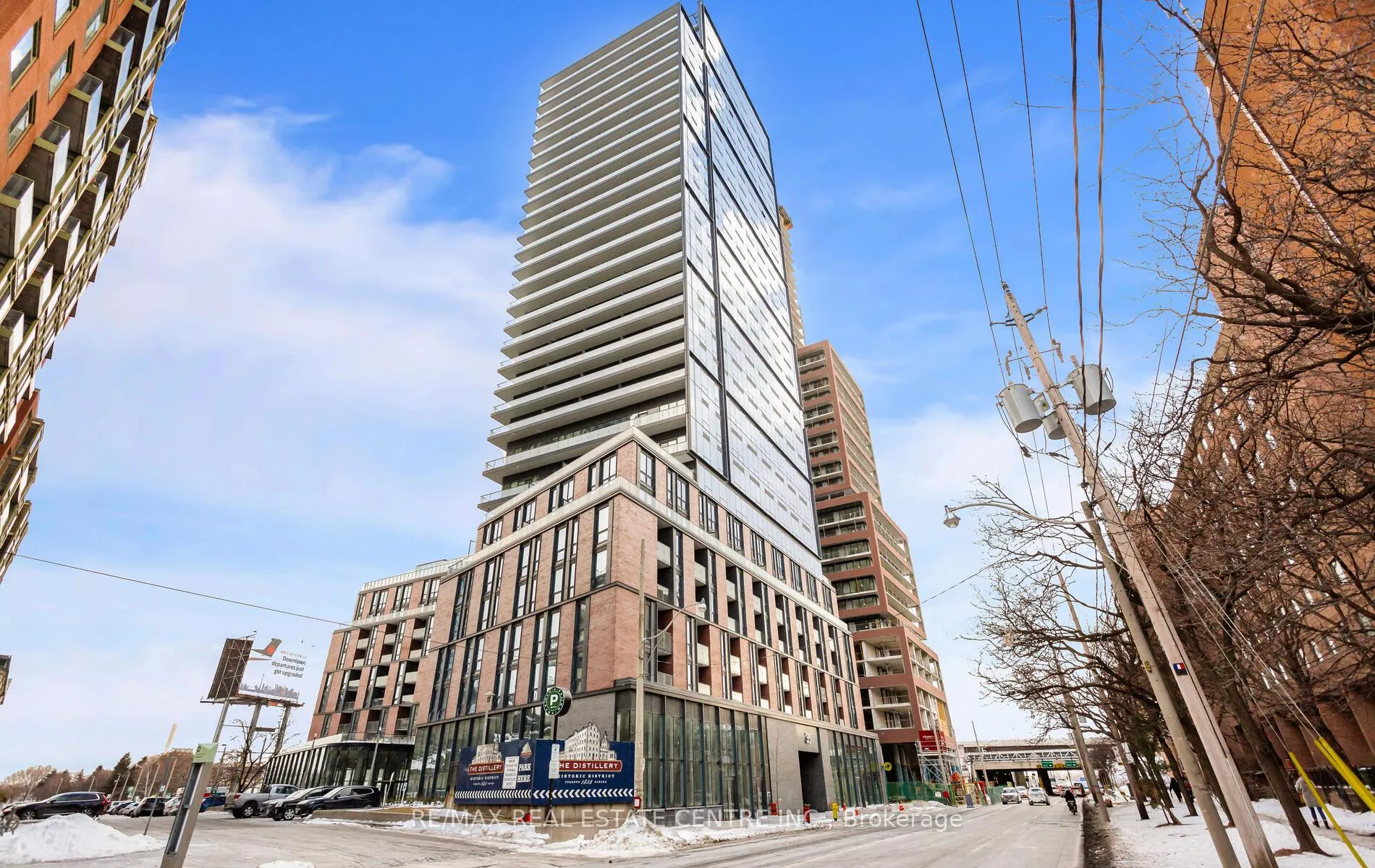 Photo 3 of Unit 2203, 35 Parliament Street, Toronto, Waterfront Communities — HOMEH