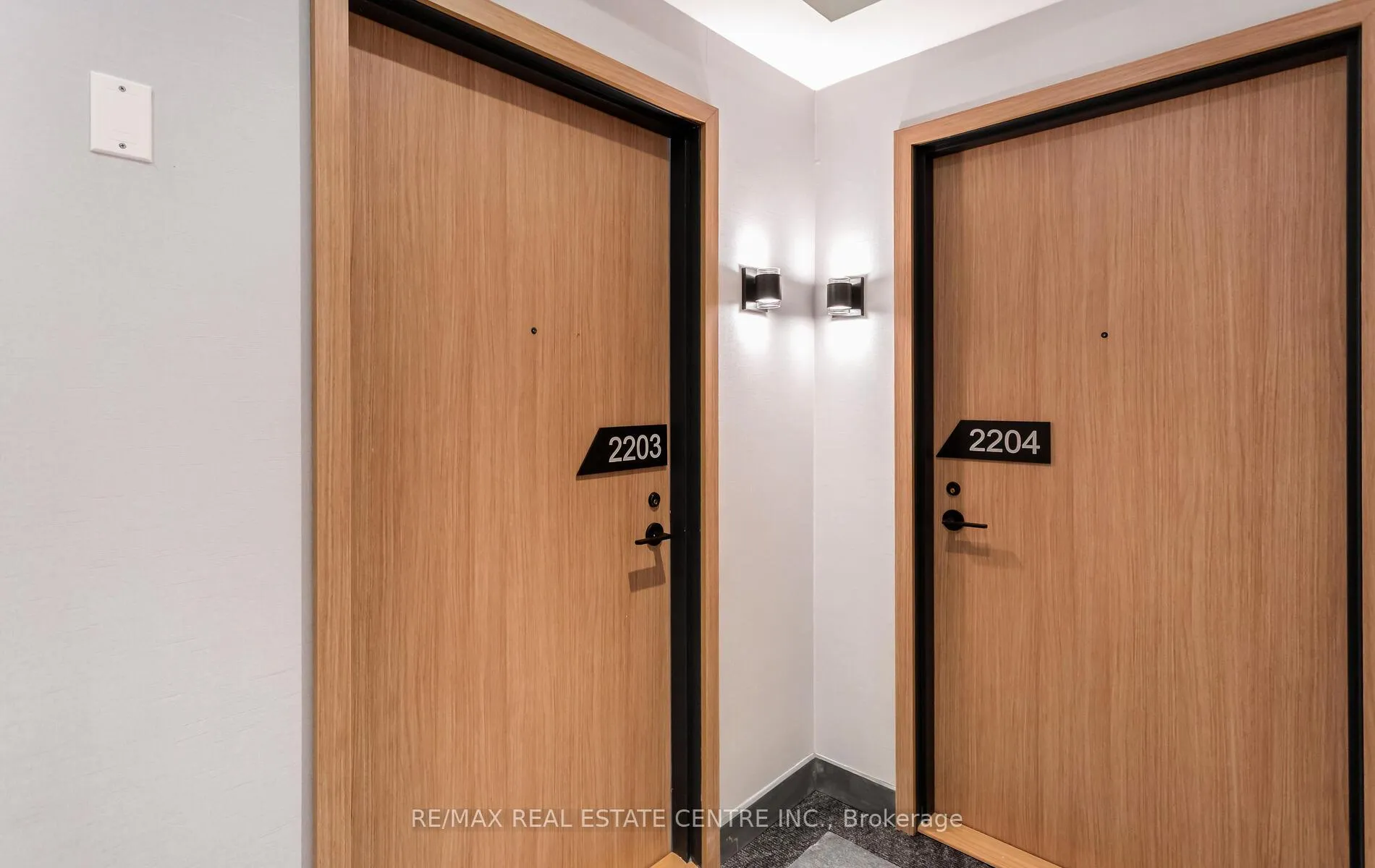 Photo 7 of Unit 2203, 35 Parliament Street, Toronto, Waterfront Communities — HOMEH