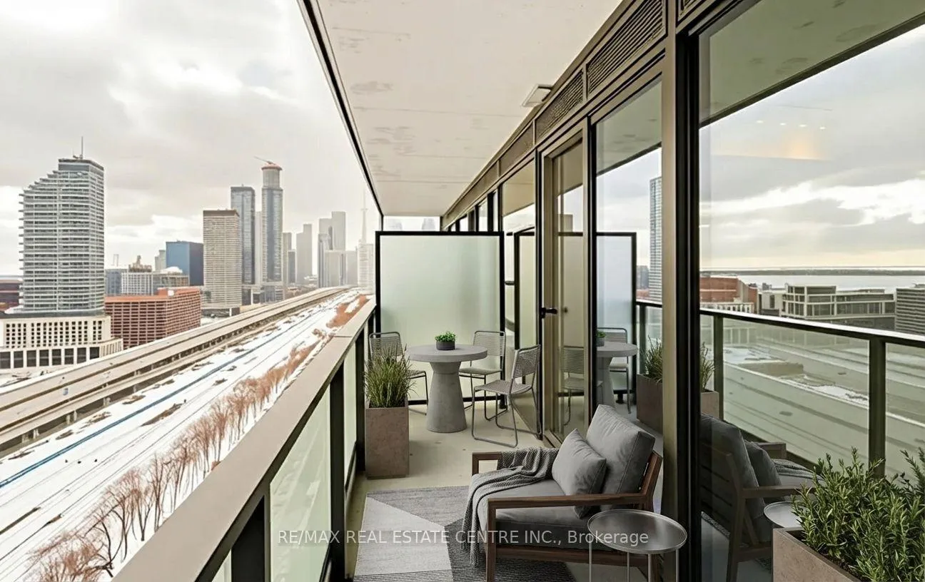 Photo 12 of Unit 2203, 35 Parliament Street, Toronto, Waterfront Communities — HOMEH