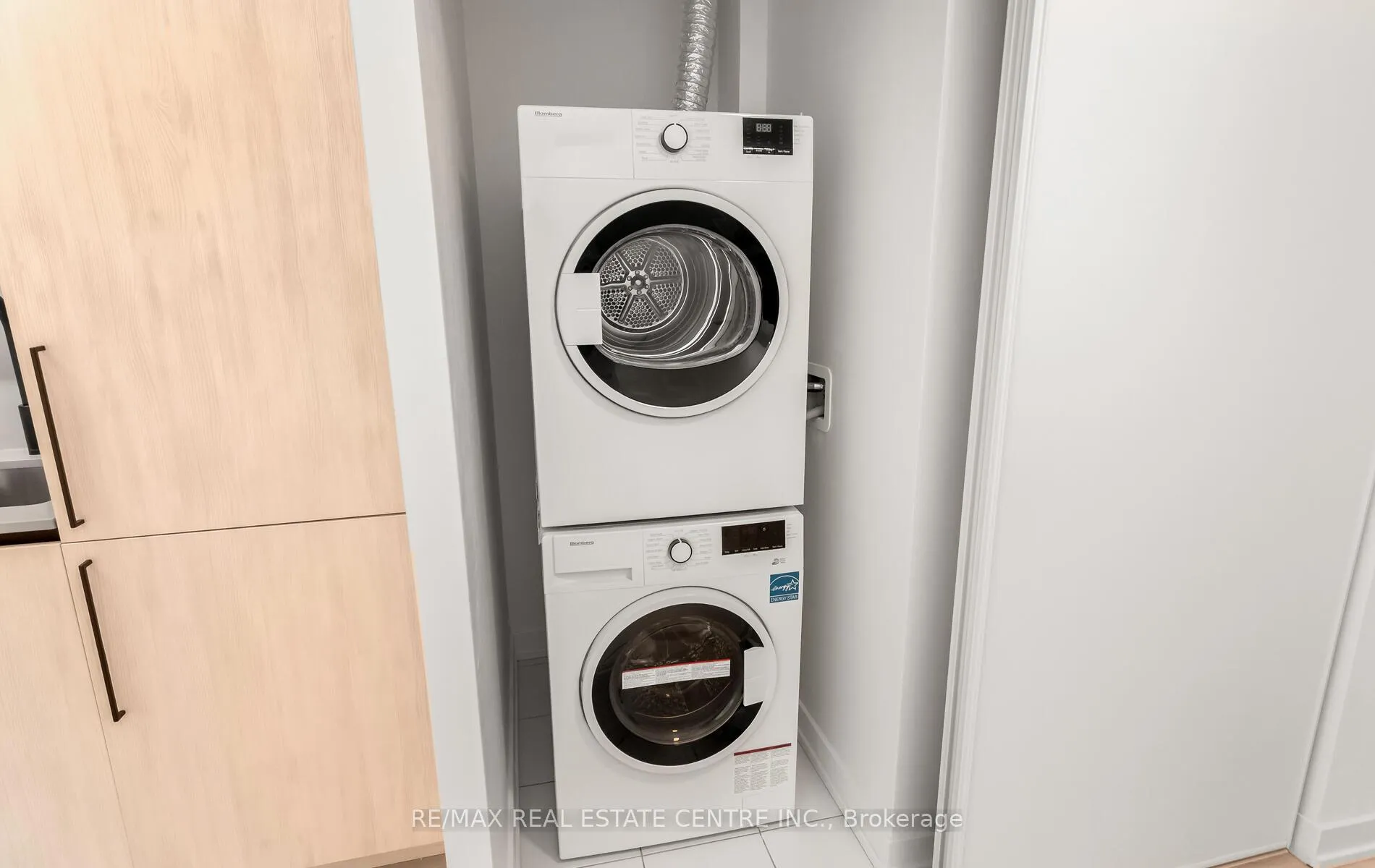 Photo 15 of Unit 2203, 35 Parliament Street, Toronto, Waterfront Communities — HOMEH