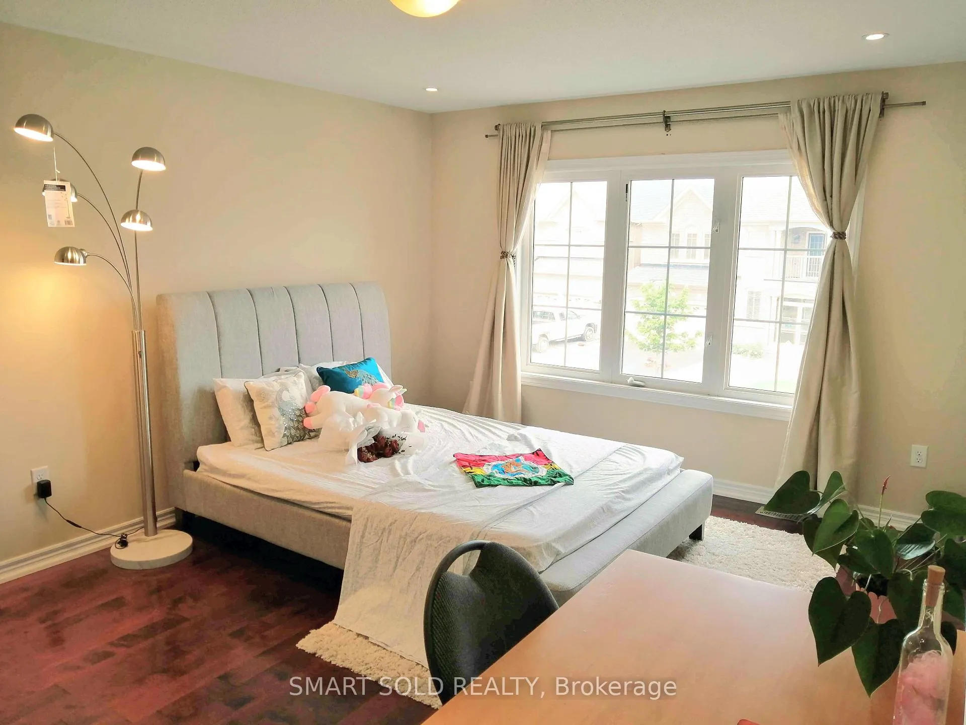 Photo 1 of 9 Martinau Drive, Markham, Greensborough — HOMEH
