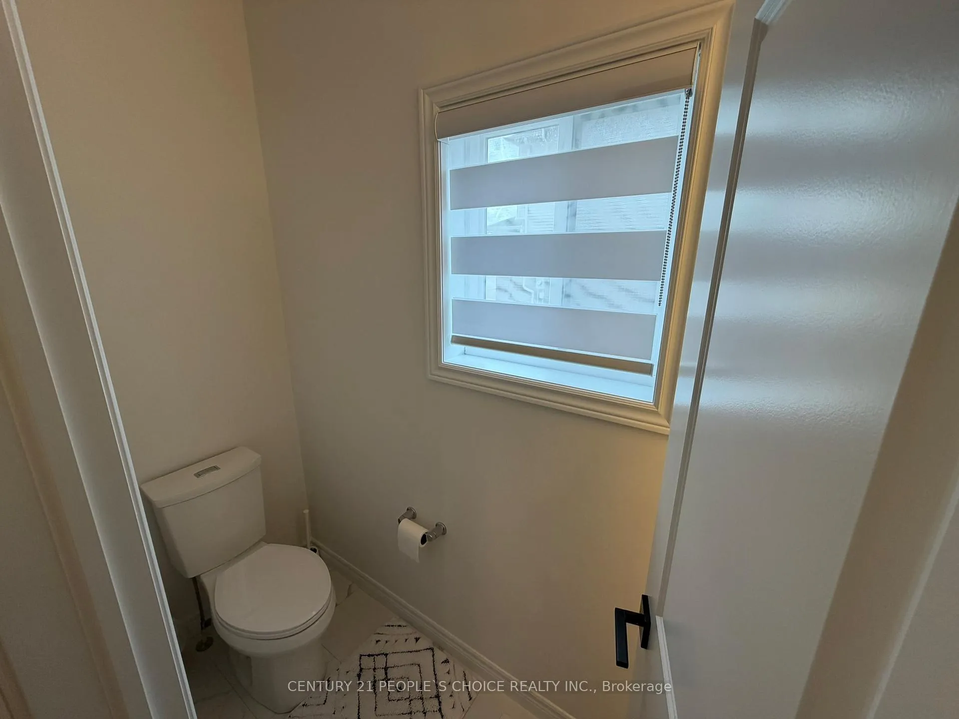Photo 6 of 520 Anton Crescent, Kitchener — HOMEH