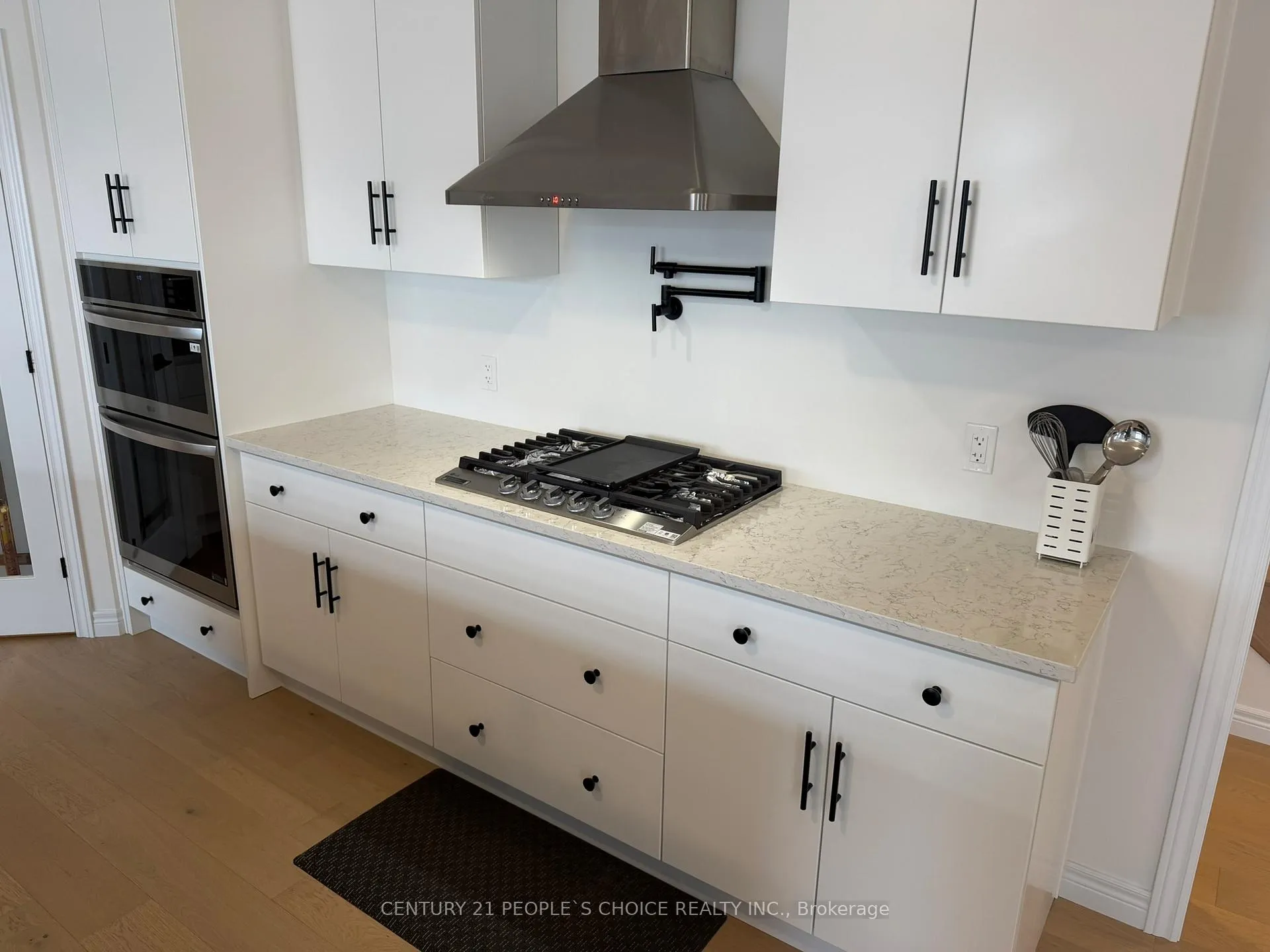 Photo 14 of 520 Anton Crescent, Kitchener — HOMEH