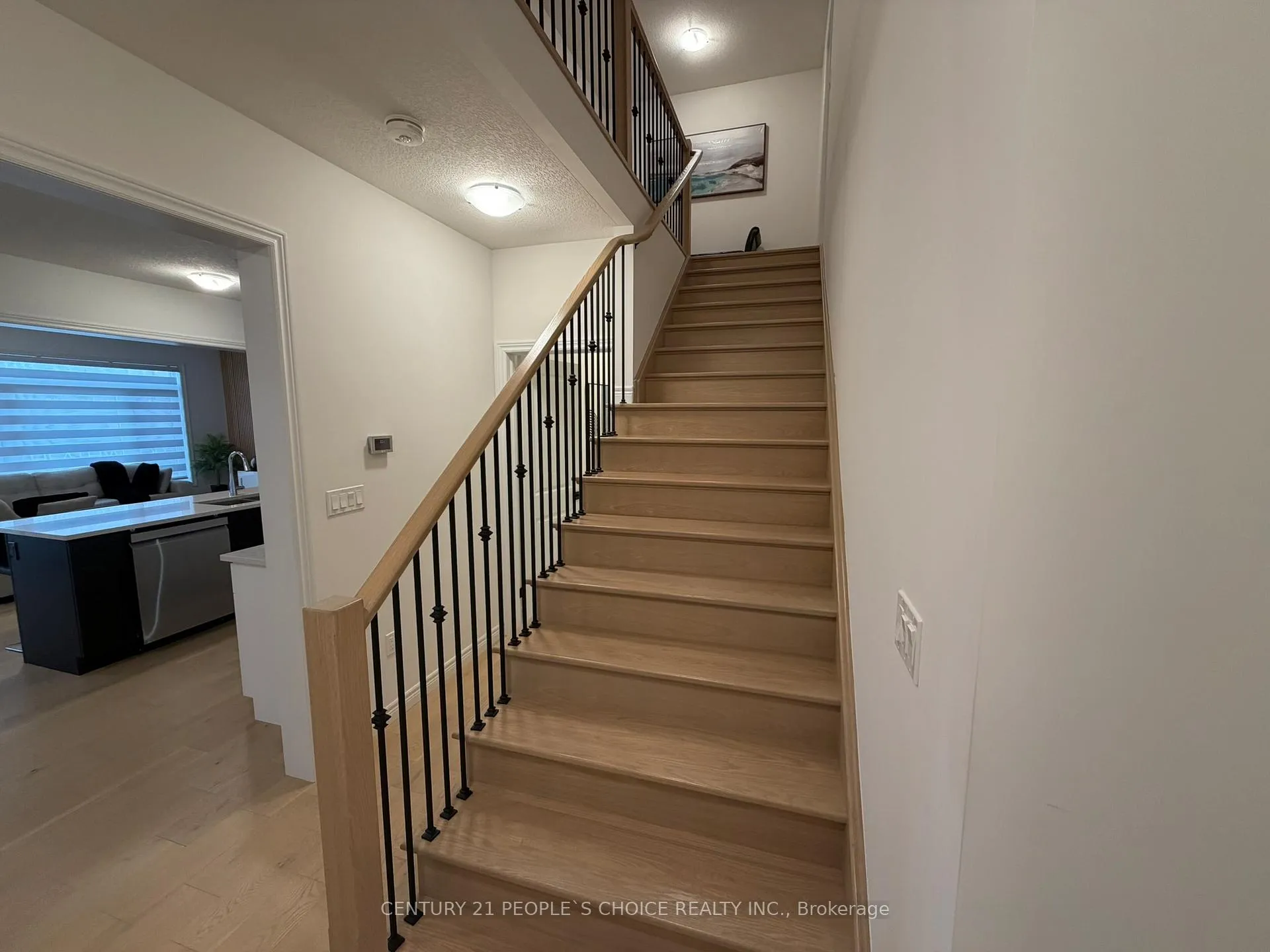 Photo 23 of 520 Anton Crescent, Kitchener — HOMEH