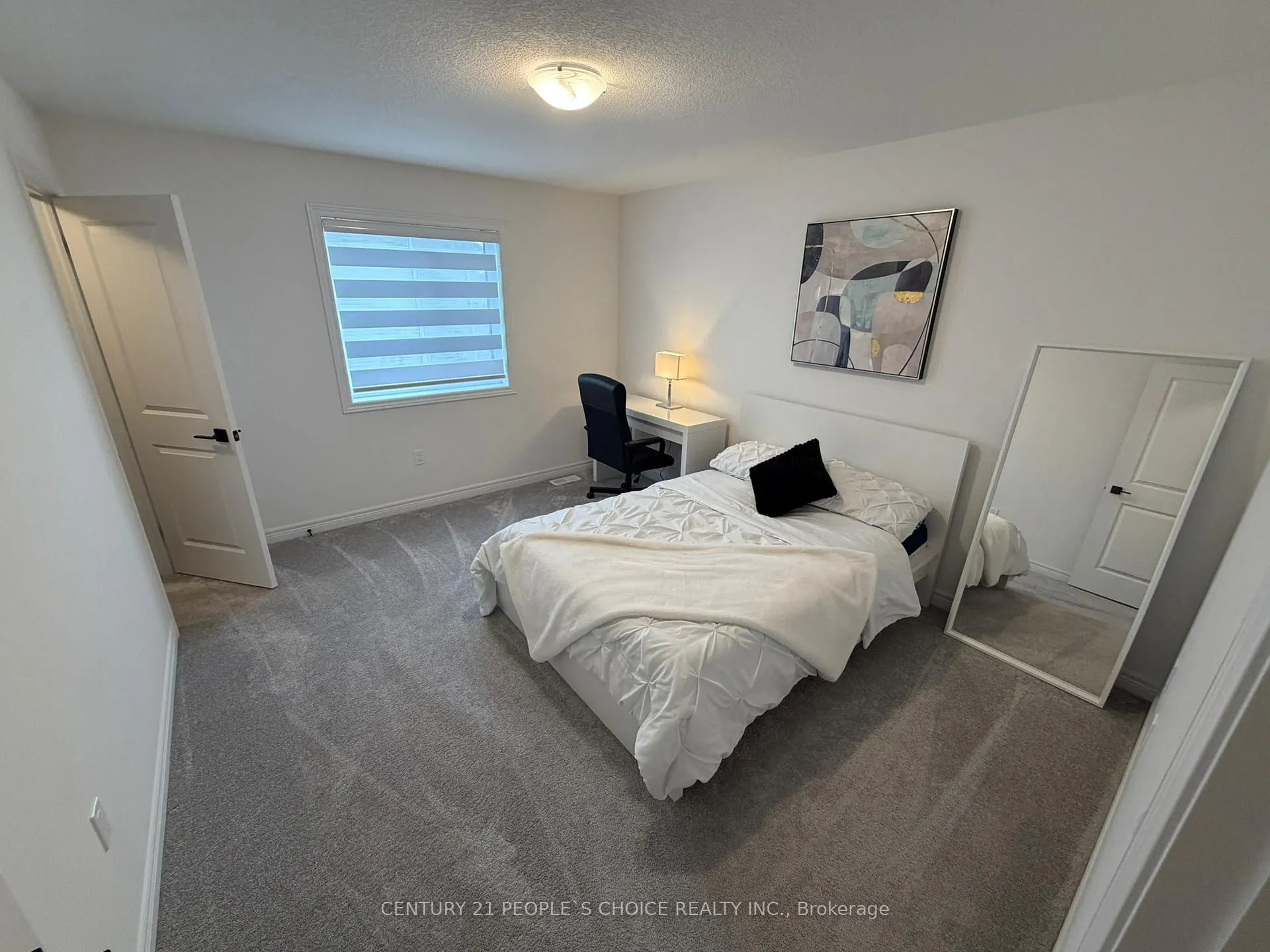 Photo 29 of 520 Anton Crescent, Kitchener — HOMEH