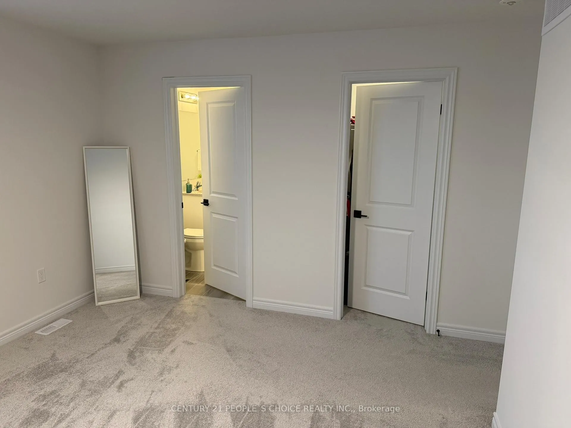 Photo 43 of 520 Anton Crescent, Kitchener — HOMEH