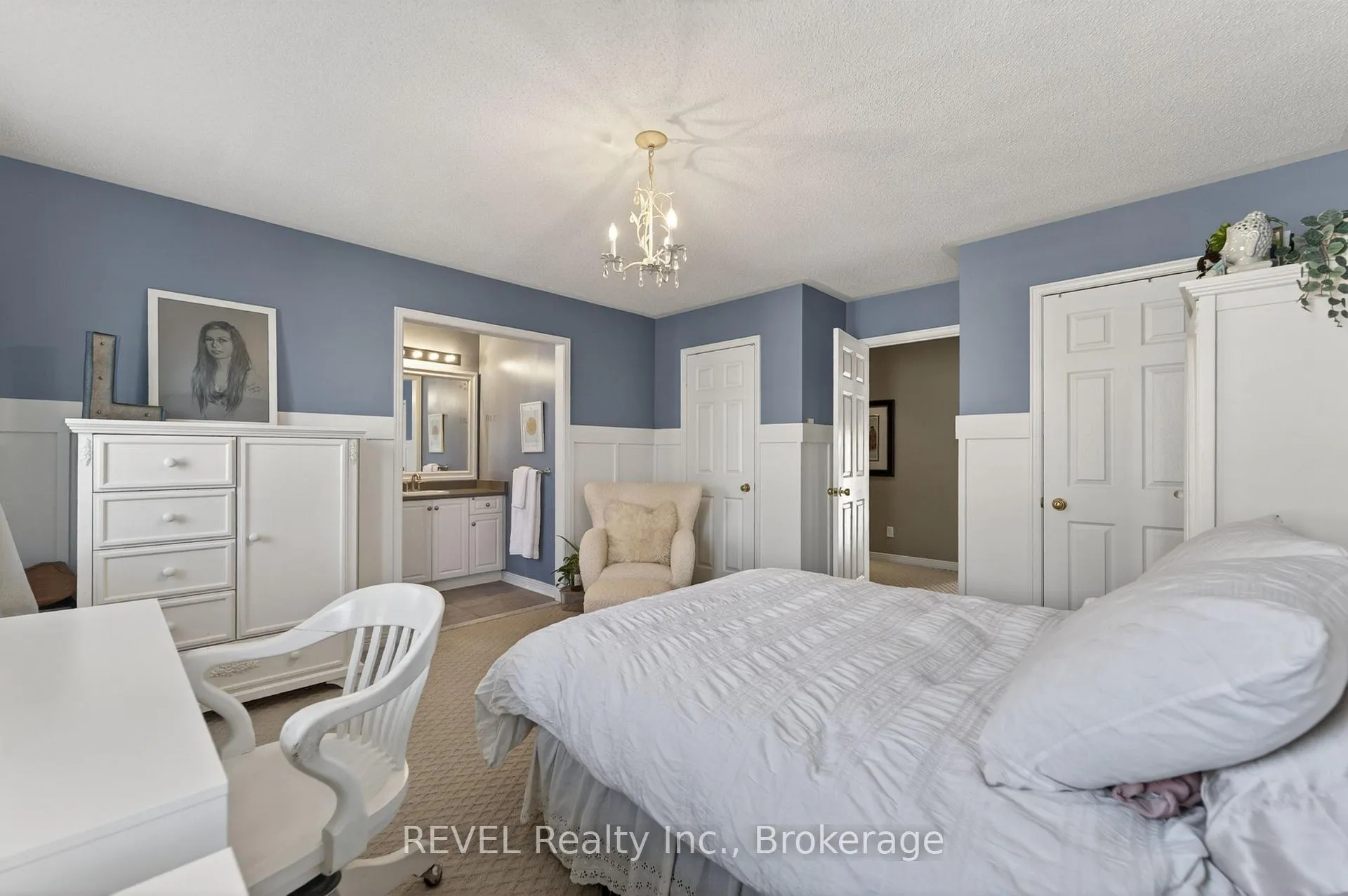 Photo 28 of 4266 Clubview Drive, Burlington, Rose — HOMEH