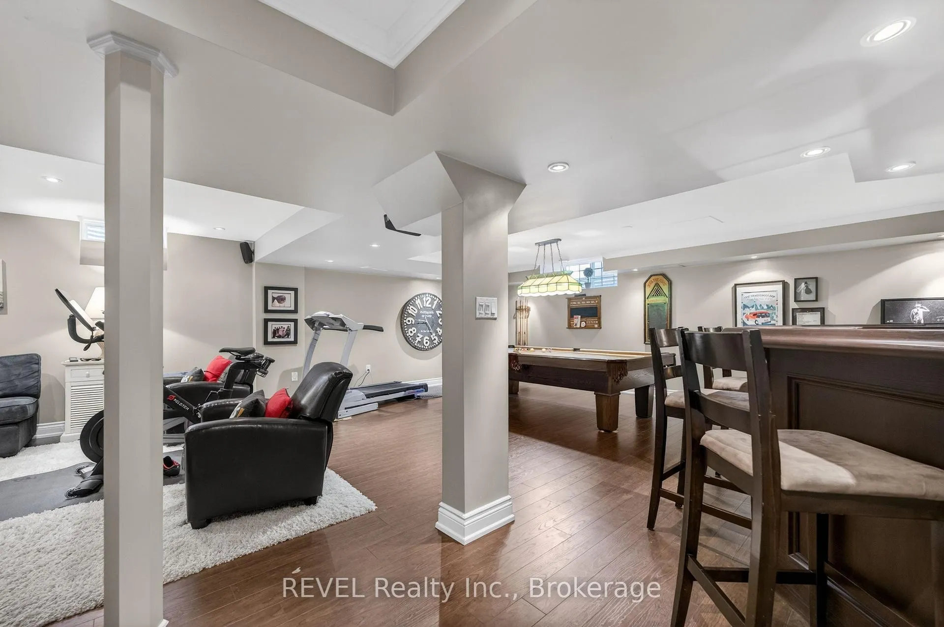 Photo 34 of 4266 Clubview Drive, Burlington, Rose — HOMEH