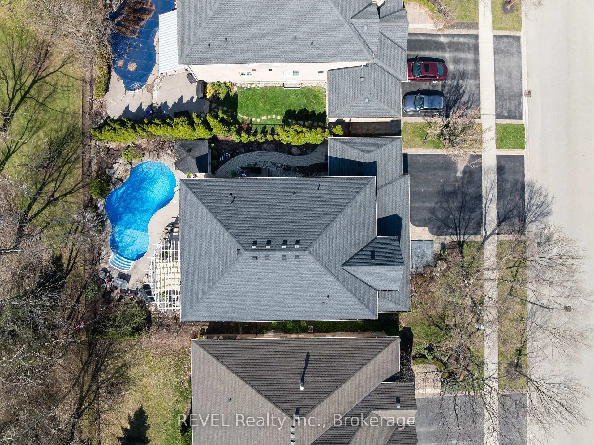 Photo 49 of 4266 Clubview Drive, Burlington, Rose — HOMEH