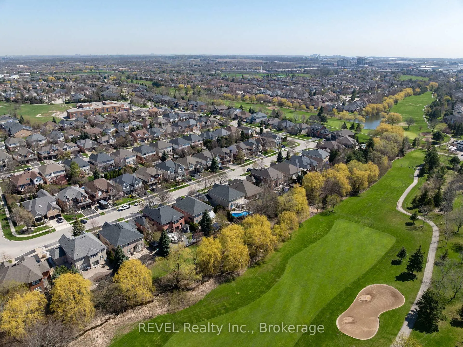 Photo 50 of 4266 Clubview Drive, Burlington, Rose — HOMEH