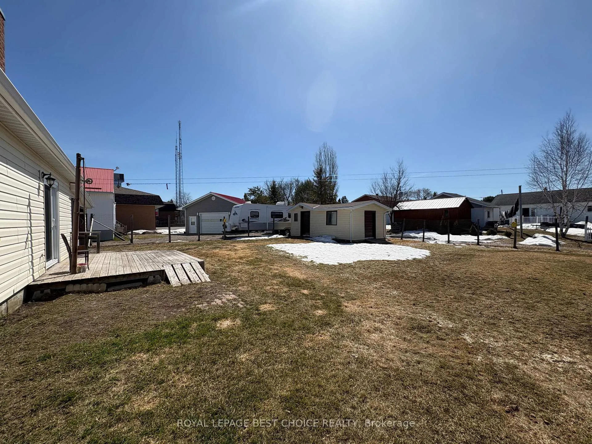 Photo 12 of 21 10TH Street, Armstrong, Earlton — HOMEH