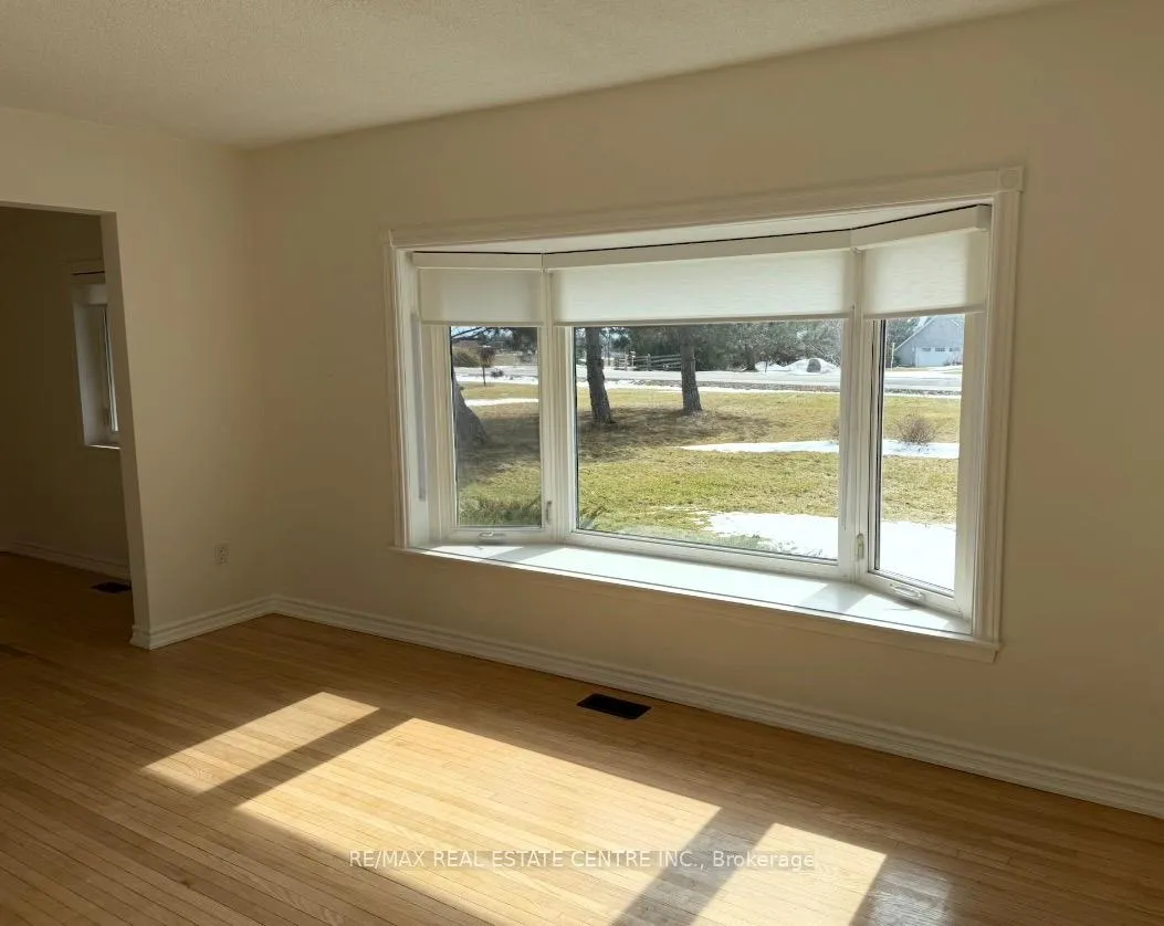 Photo 7 of 14599 Chinguacousy Road E, Caledon, Rural Caledon — HOMEH