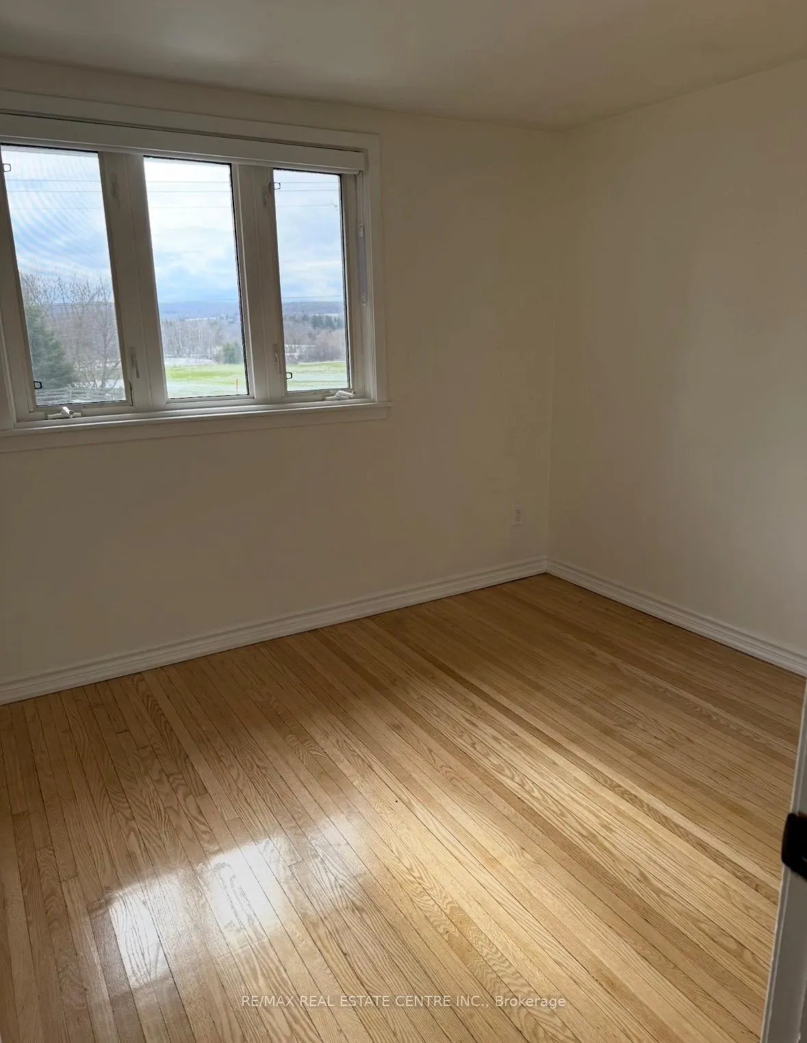 Photo 13 of 14599 Chinguacousy Road E, Caledon, Rural Caledon — HOMEH