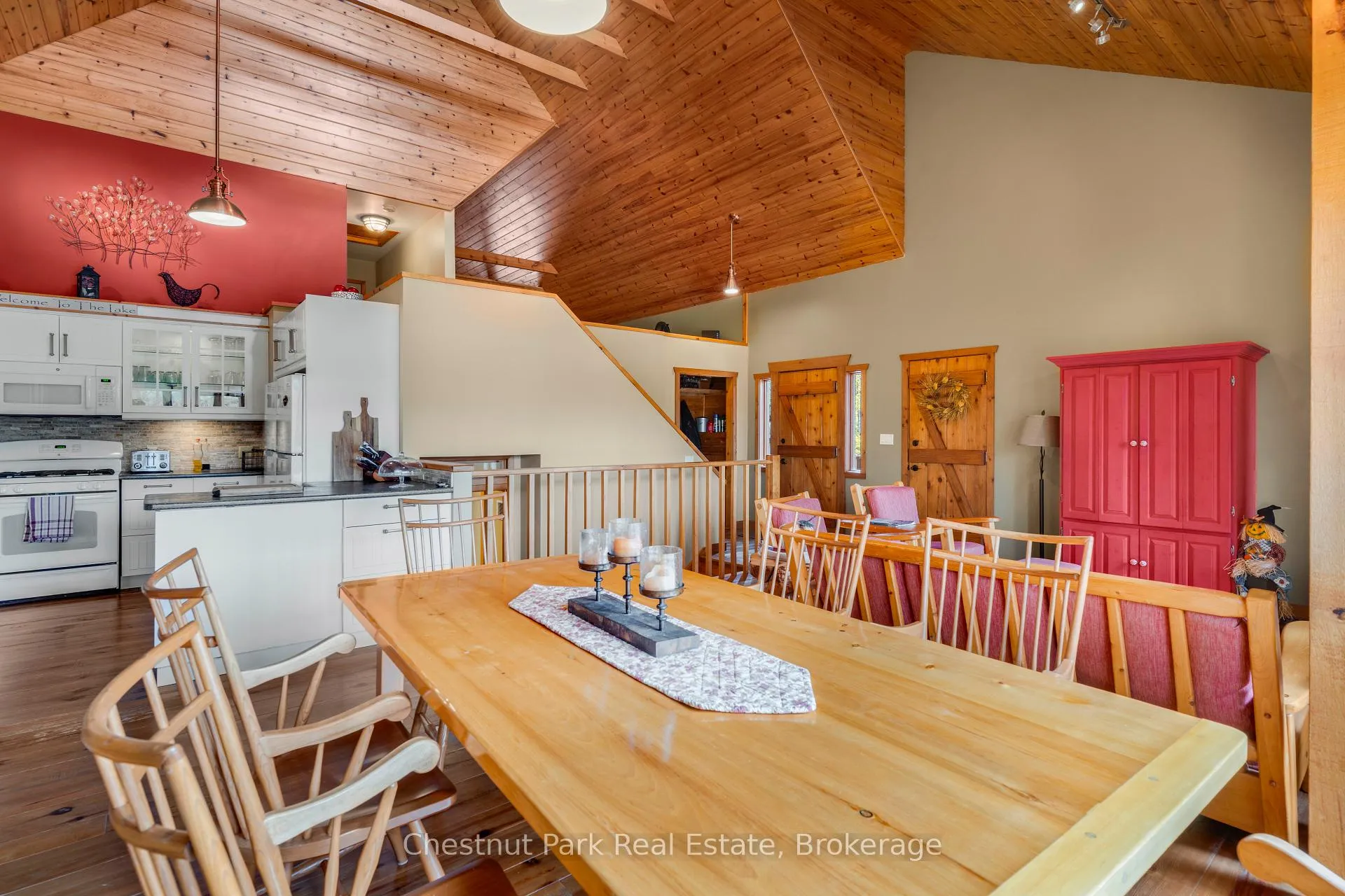 Photo 6 of 1109 Canopy Lane, Algonquin Highlands, Stanhope — HOMEH