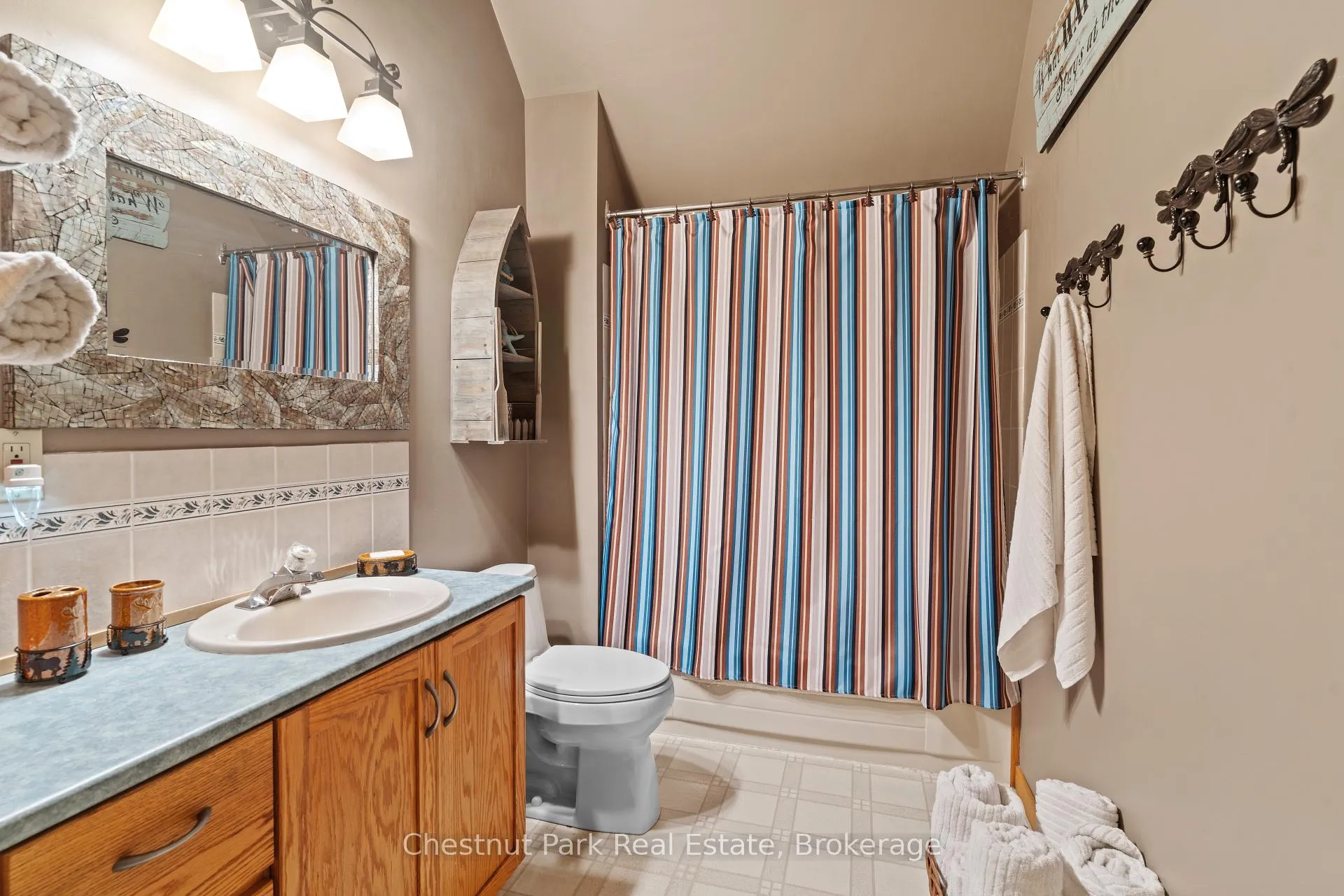 Photo 16 of 1109 Canopy Lane, Algonquin Highlands, Stanhope — HOMEH