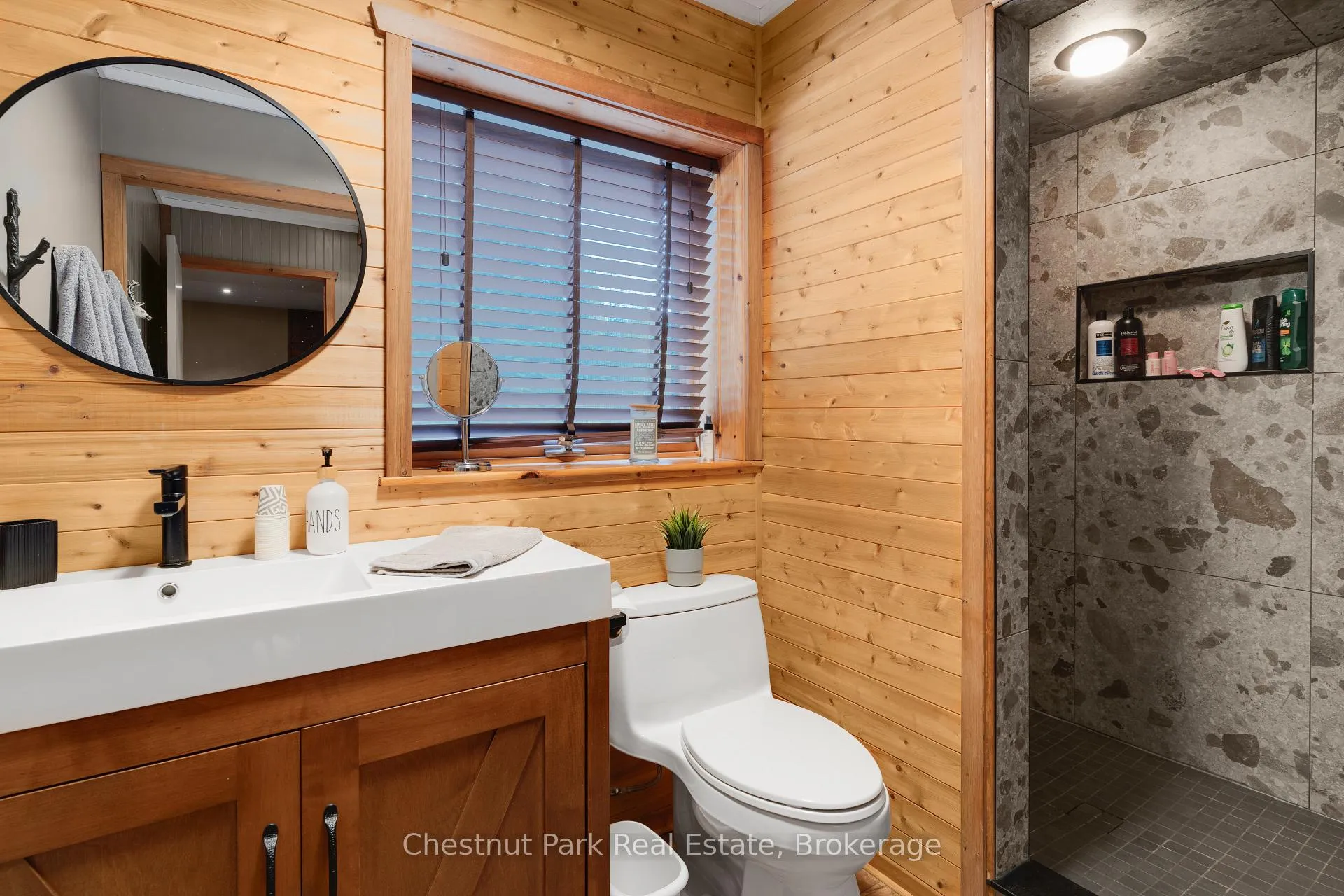 Photo 20 of 1109 Canopy Lane, Algonquin Highlands, Stanhope — HOMEH