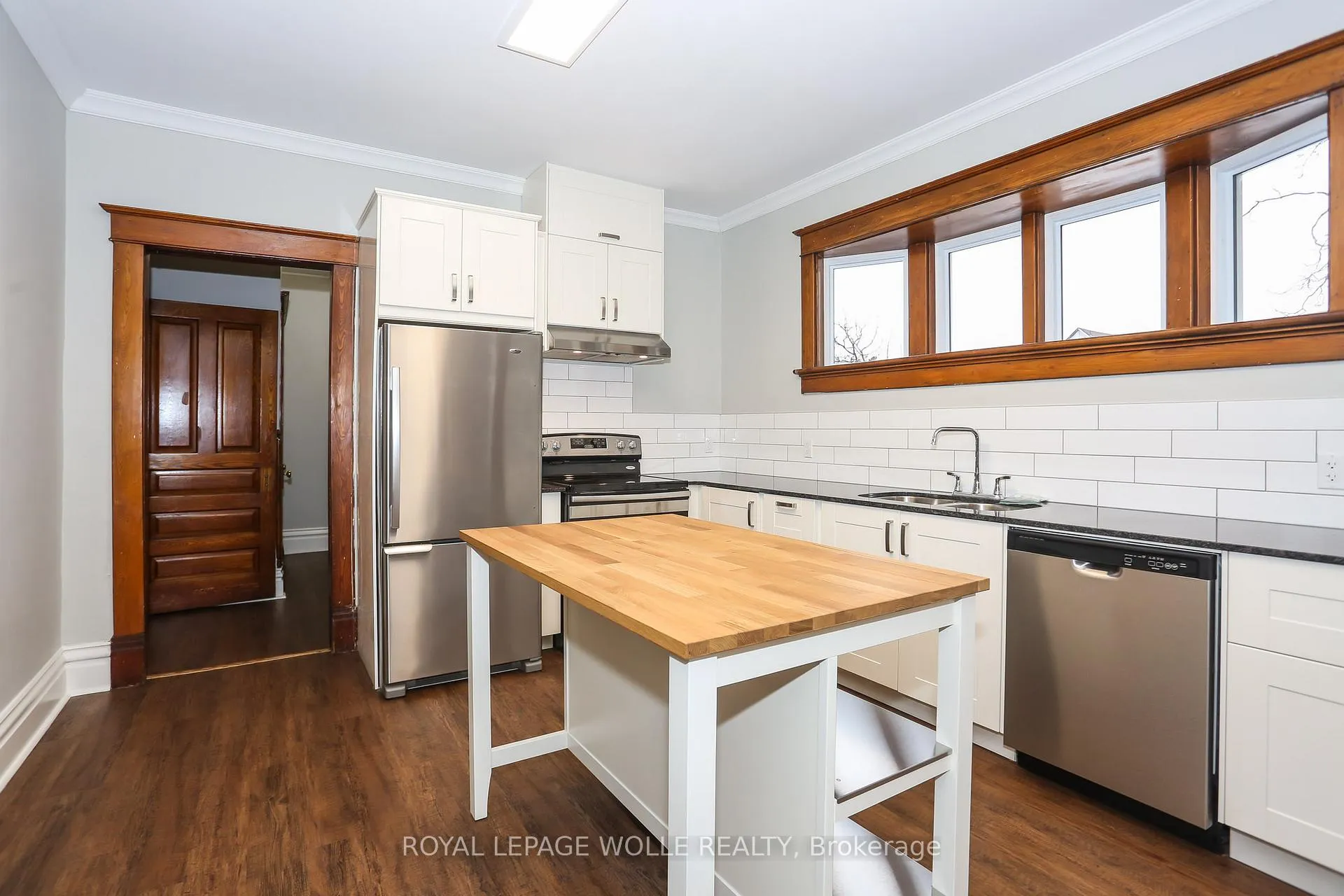 Photo 14 of 94 Scott Street, Kitchener — HOMEH