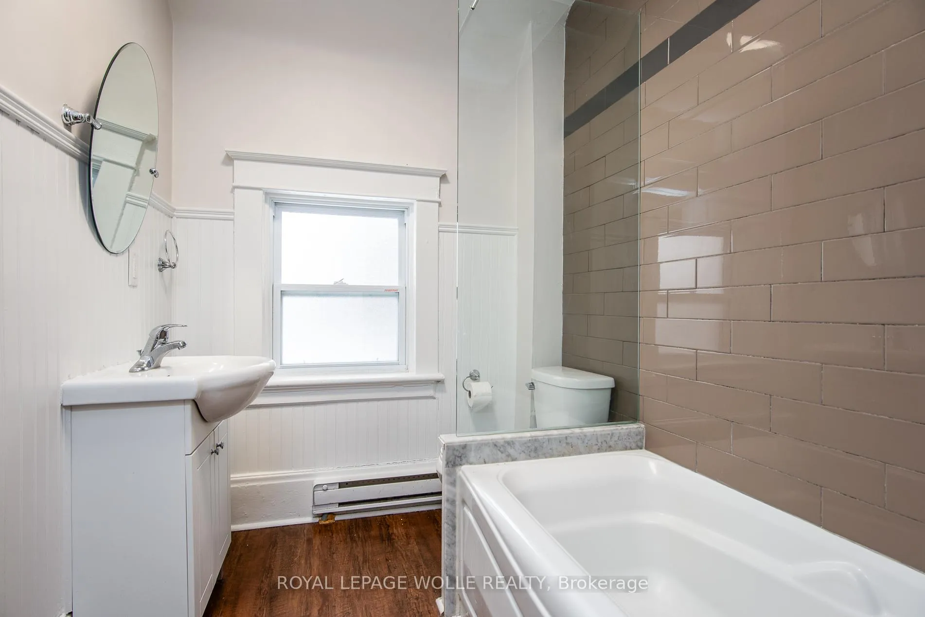 Photo 38 of 94 Scott Street, Kitchener — HOMEH