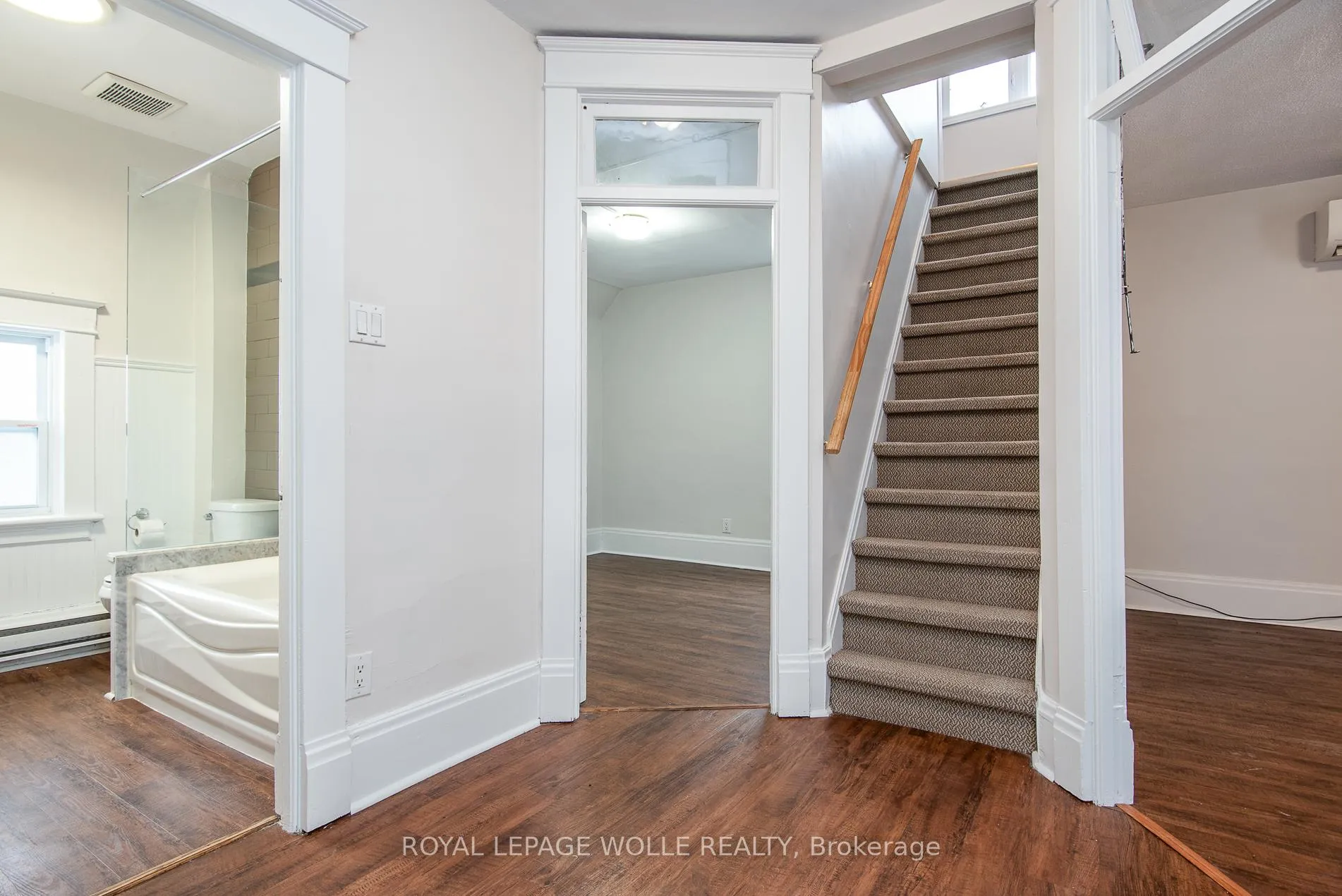 Photo 39 of 94 Scott Street, Kitchener — HOMEH