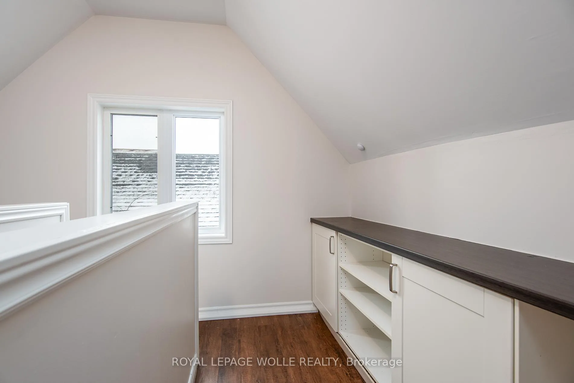 Photo 41 of 94 Scott Street, Kitchener — HOMEH