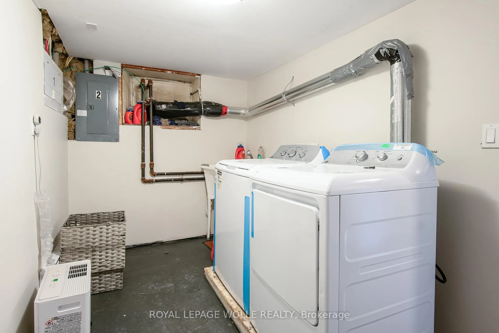 Photo 46 of 94 Scott Street, Kitchener — HOMEH