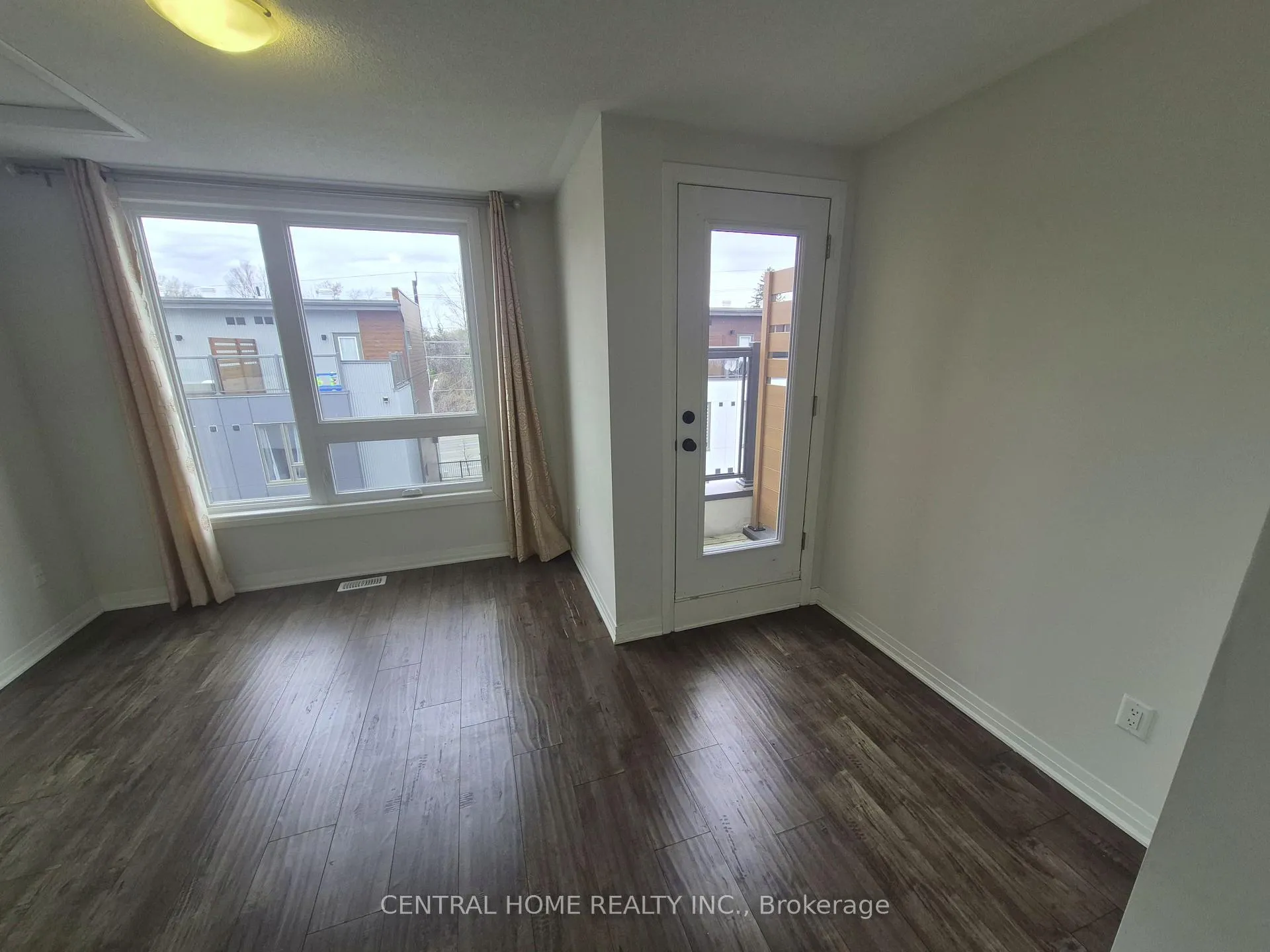 Photo 10 of 1635 Pleasure Valley Path, Oshawa, Samac — HOMEH