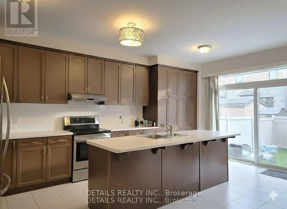 Photo 7 of 180 Cranesbill Road, Ottawa, Kanata - Emerald Meadows/Trailwest — HOMEH