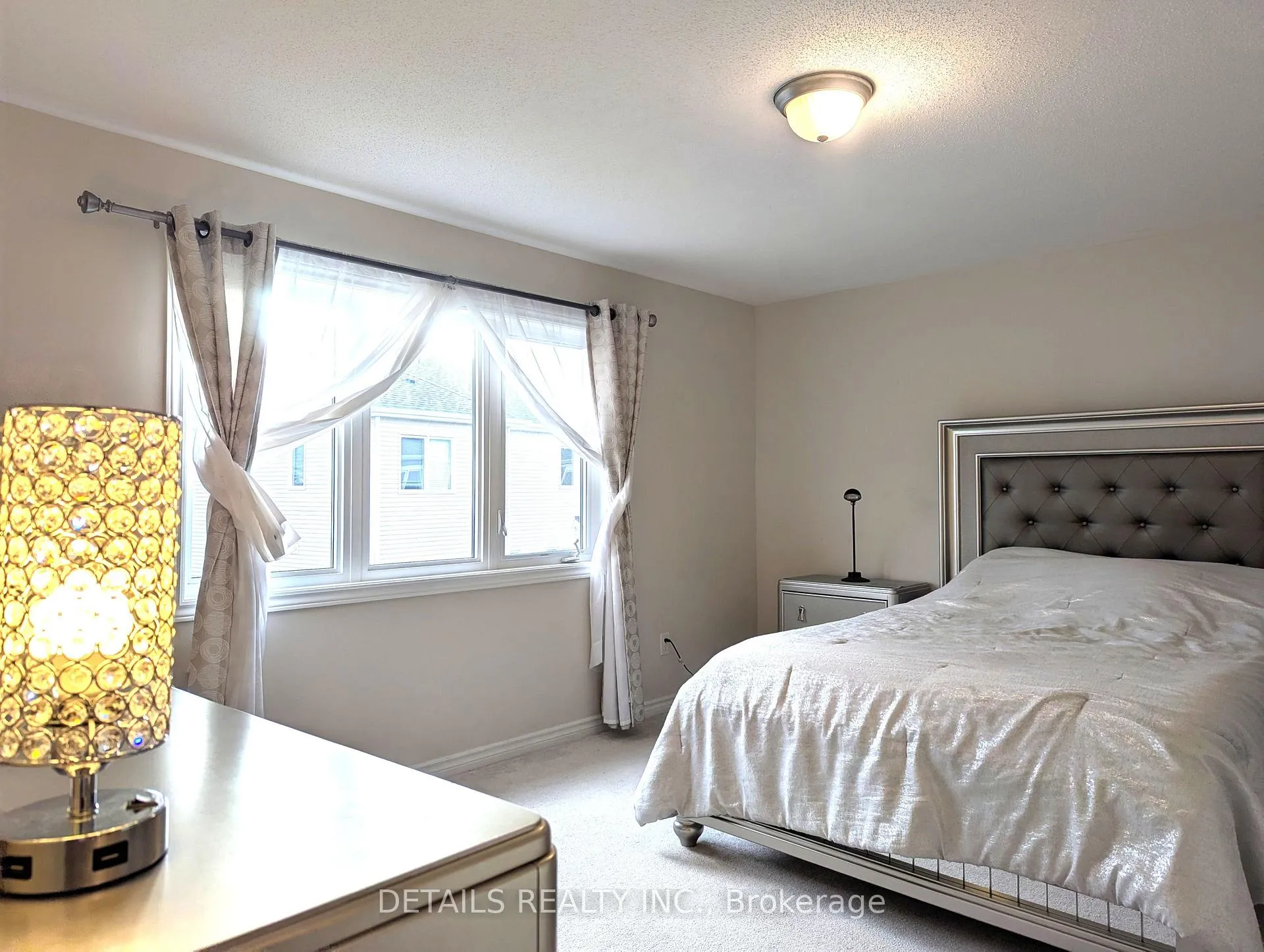 Photo 10 of 180 Cranesbill Road, Ottawa, Kanata - Emerald Meadows/Trailwest — HOMEH