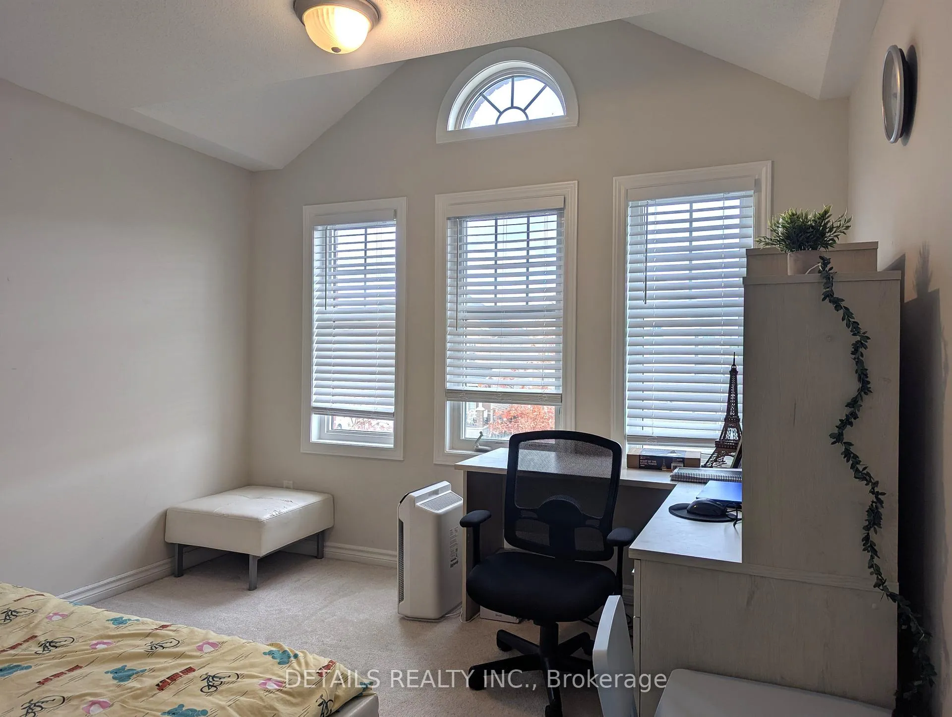 Photo 16 of 180 Cranesbill Road, Ottawa, Kanata - Emerald Meadows/Trailwest — HOMEH