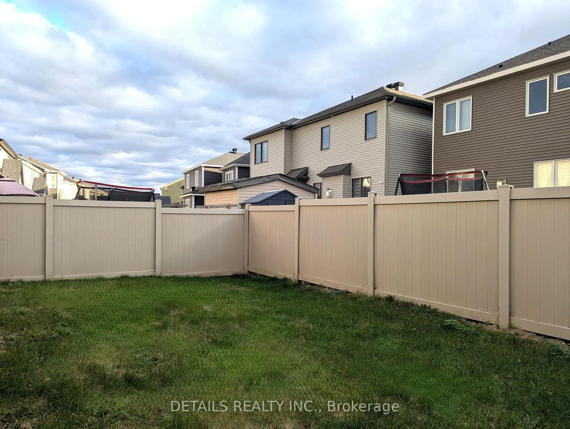 Photo 23 of 180 Cranesbill Road, Ottawa, Kanata - Emerald Meadows/Trailwest — HOMEH