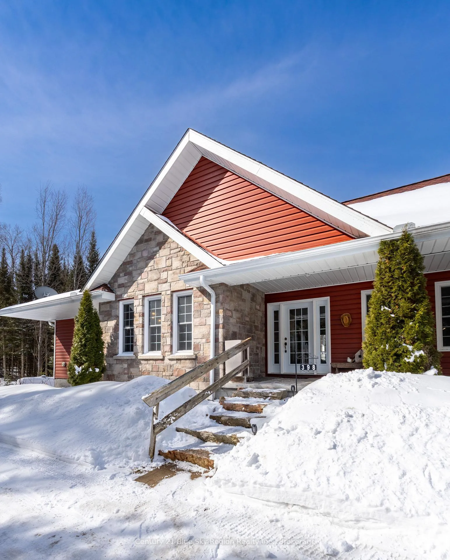 Photo 3 of 398 Highway 522, Powassan — HOMEH