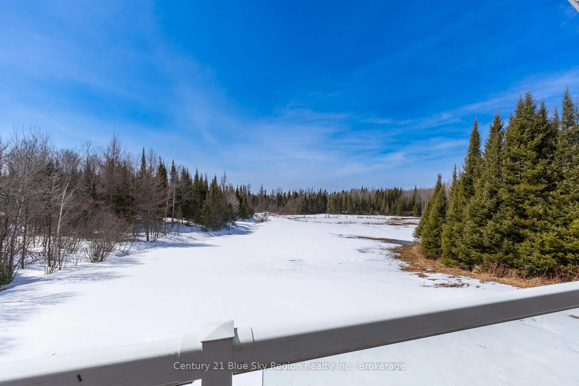 Photo 13 of 398 Highway 522, Powassan — HOMEH