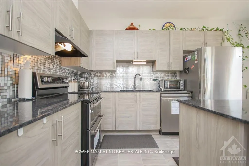 Photo 11 of 339 Lamarche Avenue, Ottawa, Chapel Hill South - Orleans Village — HOMEH