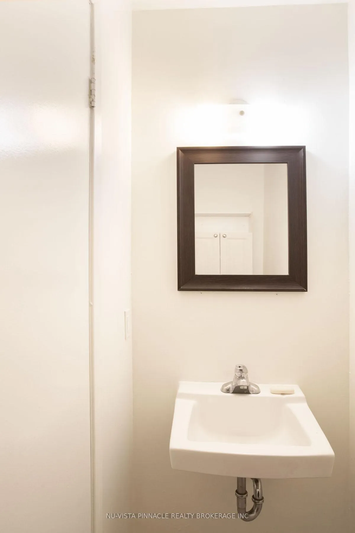 Photo 4 of Unit 126, 40 Summit Avenue, London, North N — HOMEH