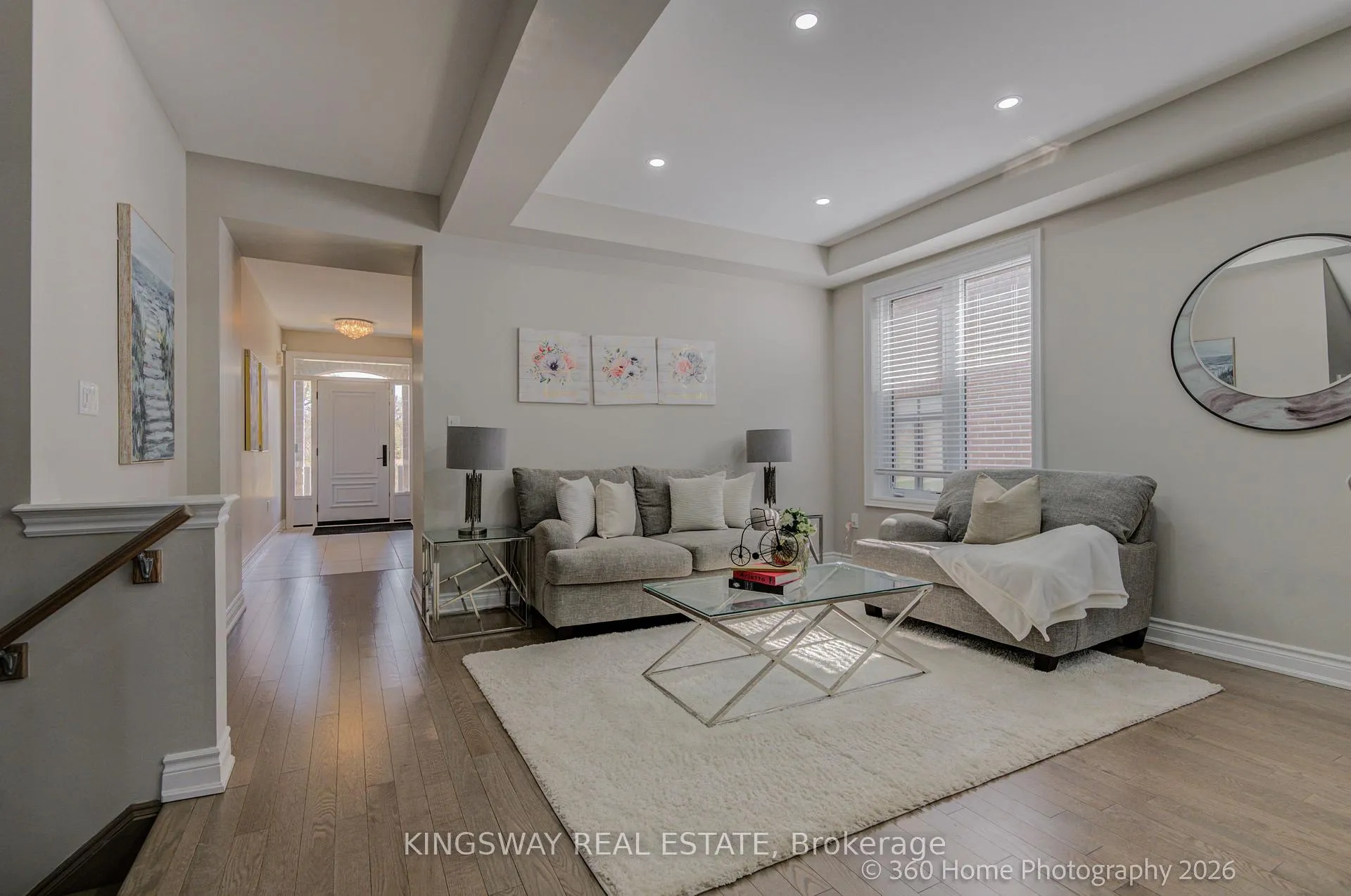 Photo 8 of 94 Factor Street, Vaughan, Kleinburg — HOMEH