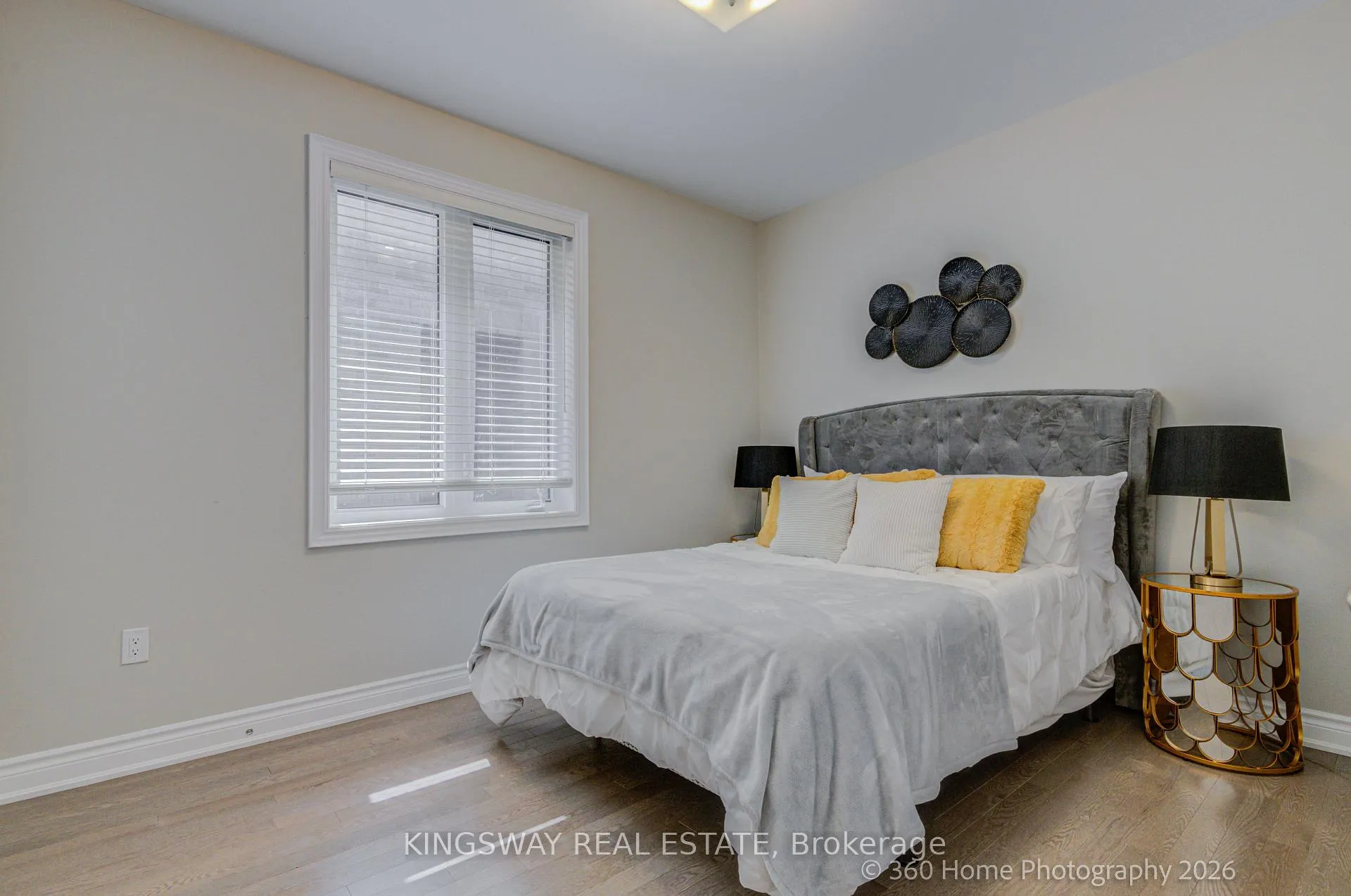 Photo 20 of 94 Factor Street, Vaughan, Kleinburg — HOMEH