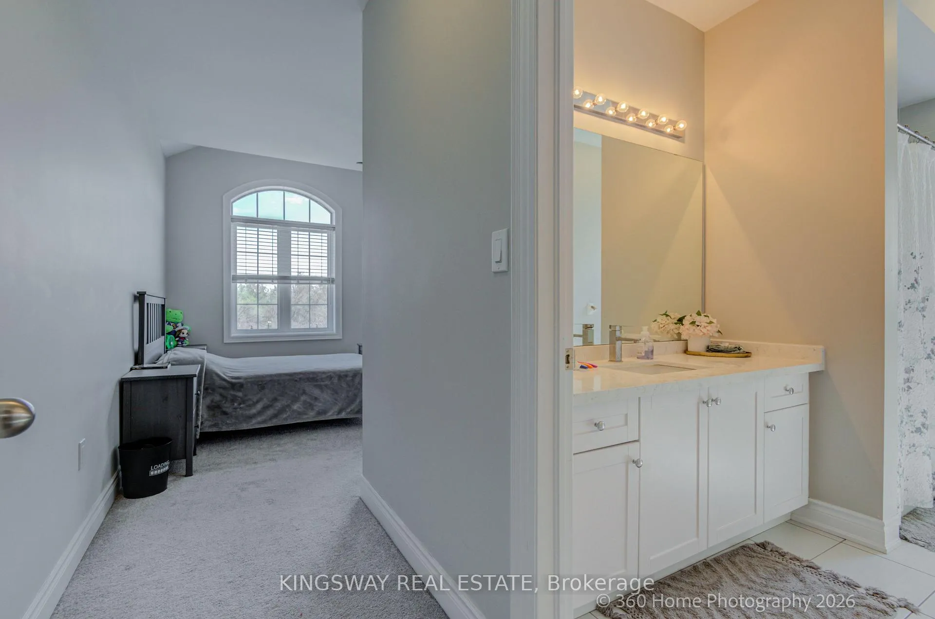 Photo 28 of 94 Factor Street, Vaughan, Kleinburg — HOMEH