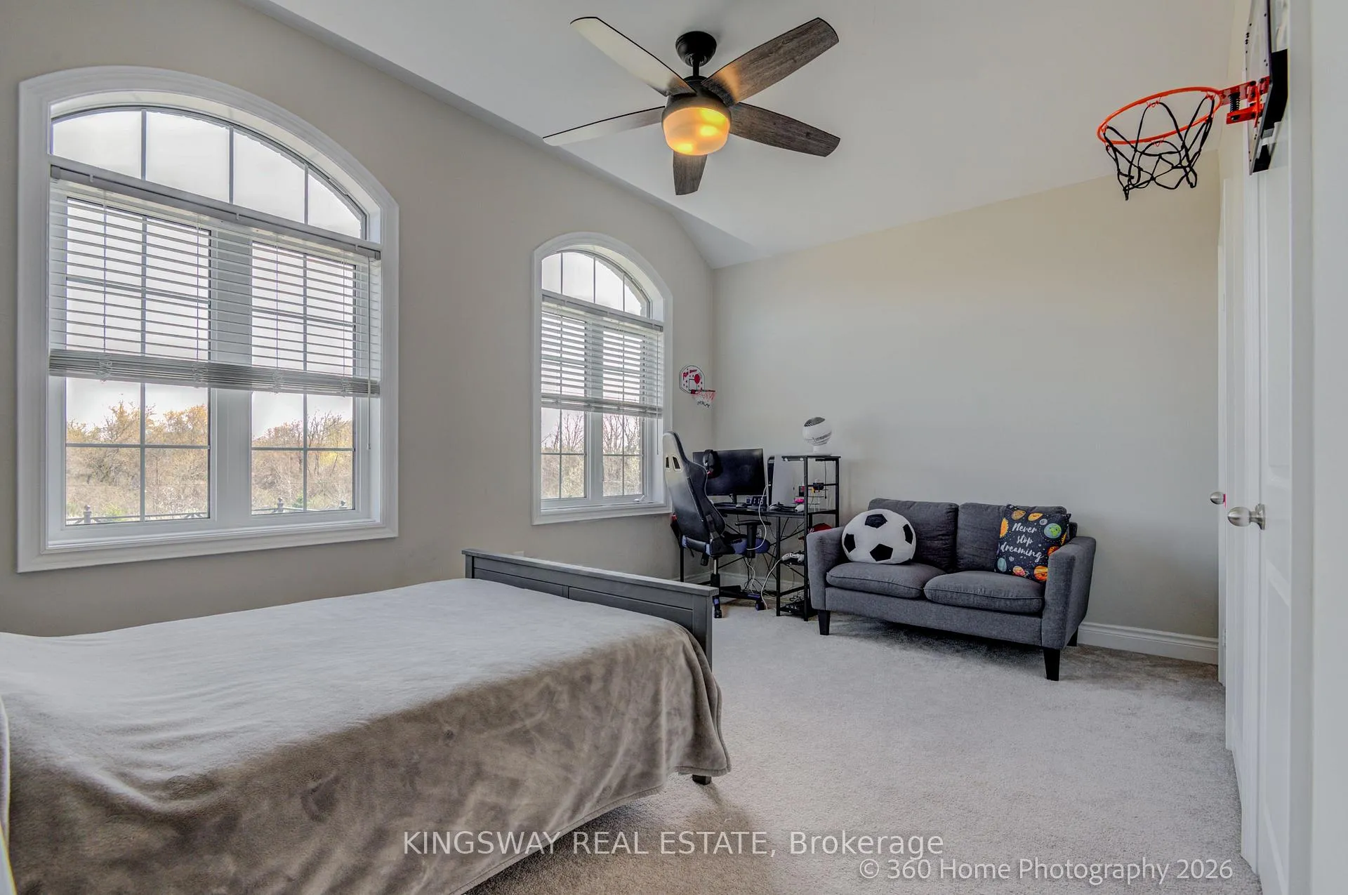 Photo 30 of 94 Factor Street, Vaughan, Kleinburg — HOMEH