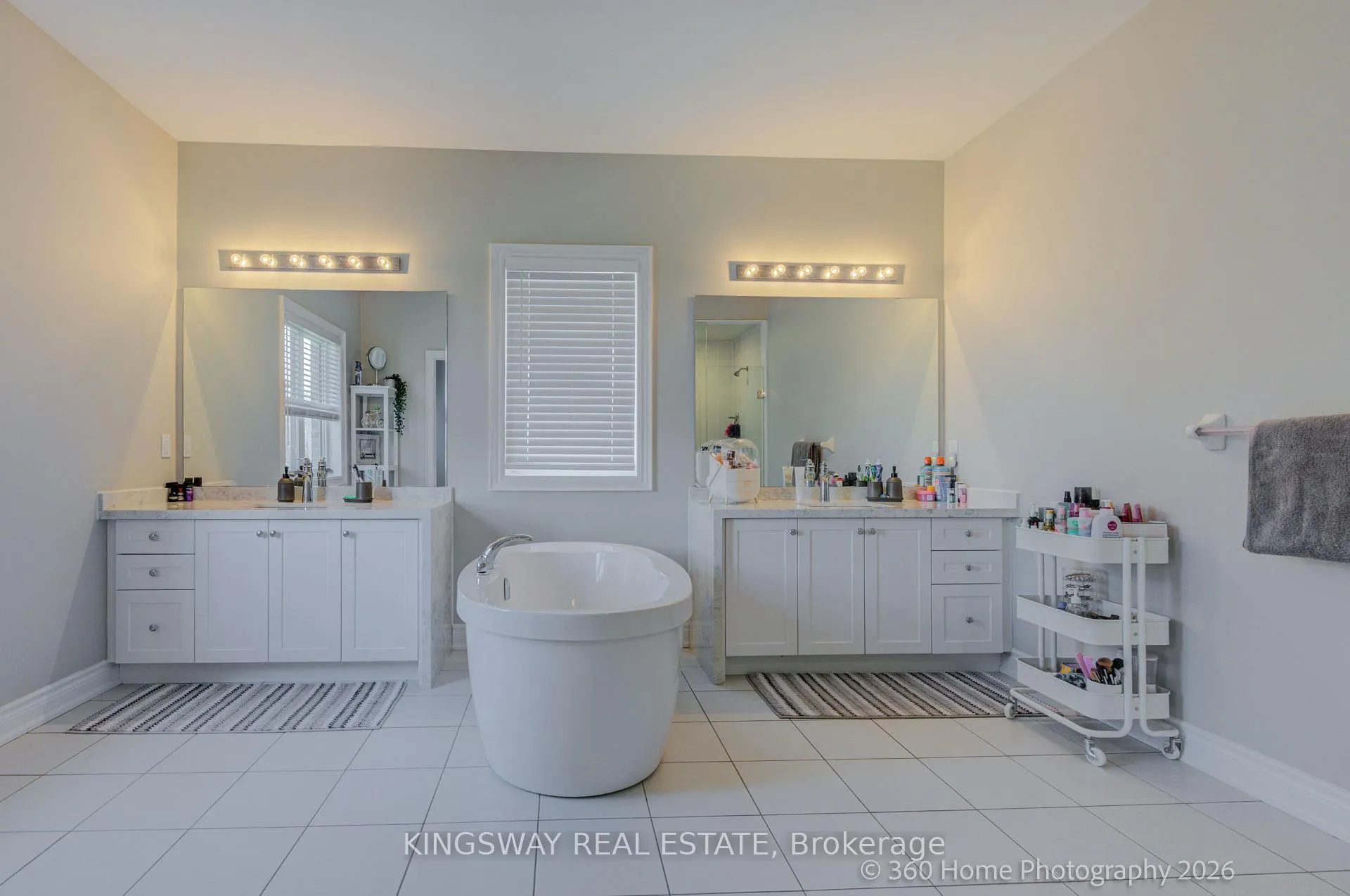 Photo 36 of 94 Factor Street, Vaughan, Kleinburg — HOMEH