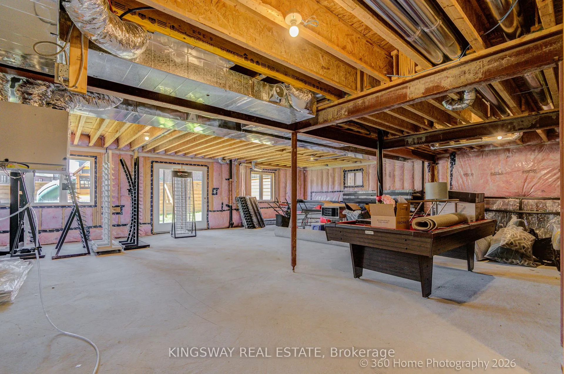 Photo 39 of 94 Factor Street, Vaughan, Kleinburg — HOMEH