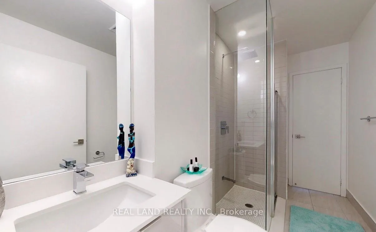 Photo 9 of Unit 2803, 2916 Highway 7 Road, Vaughan, Concord — HOMEH