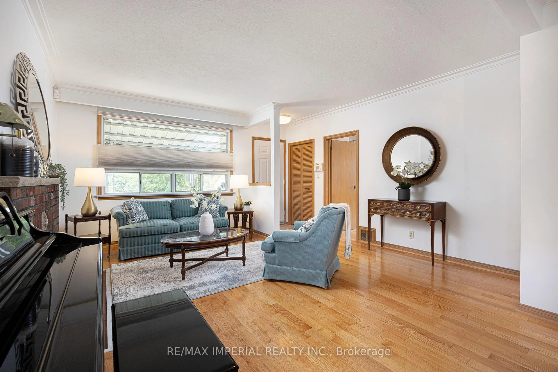 Photo 7 of 7 Doddington Drive, Etobicoke, Stonegate-Queensway — HOMEH