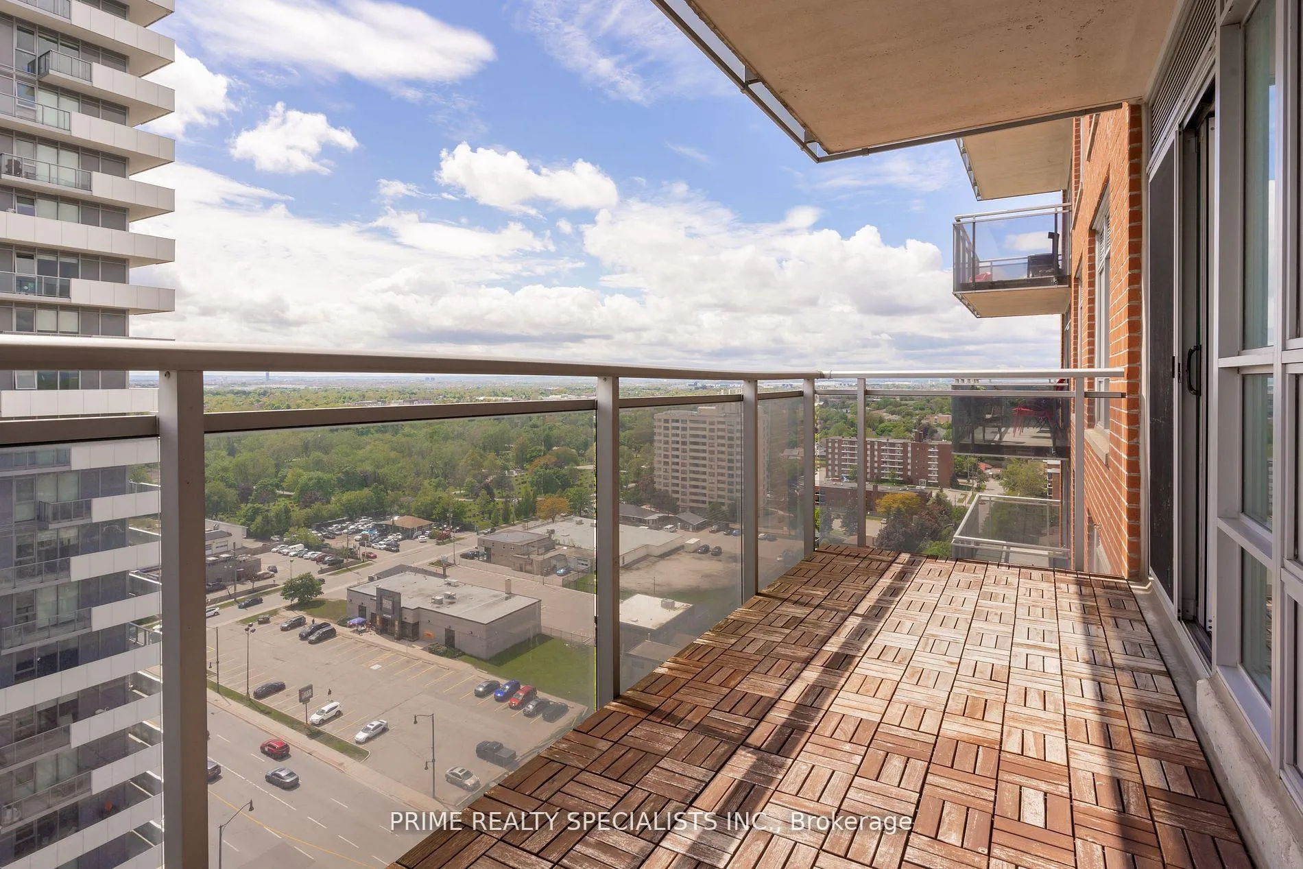 Photo 15 of Unit 2006, 215 Queen Street E, Brampton, Queen Street Corridor — HOMEH