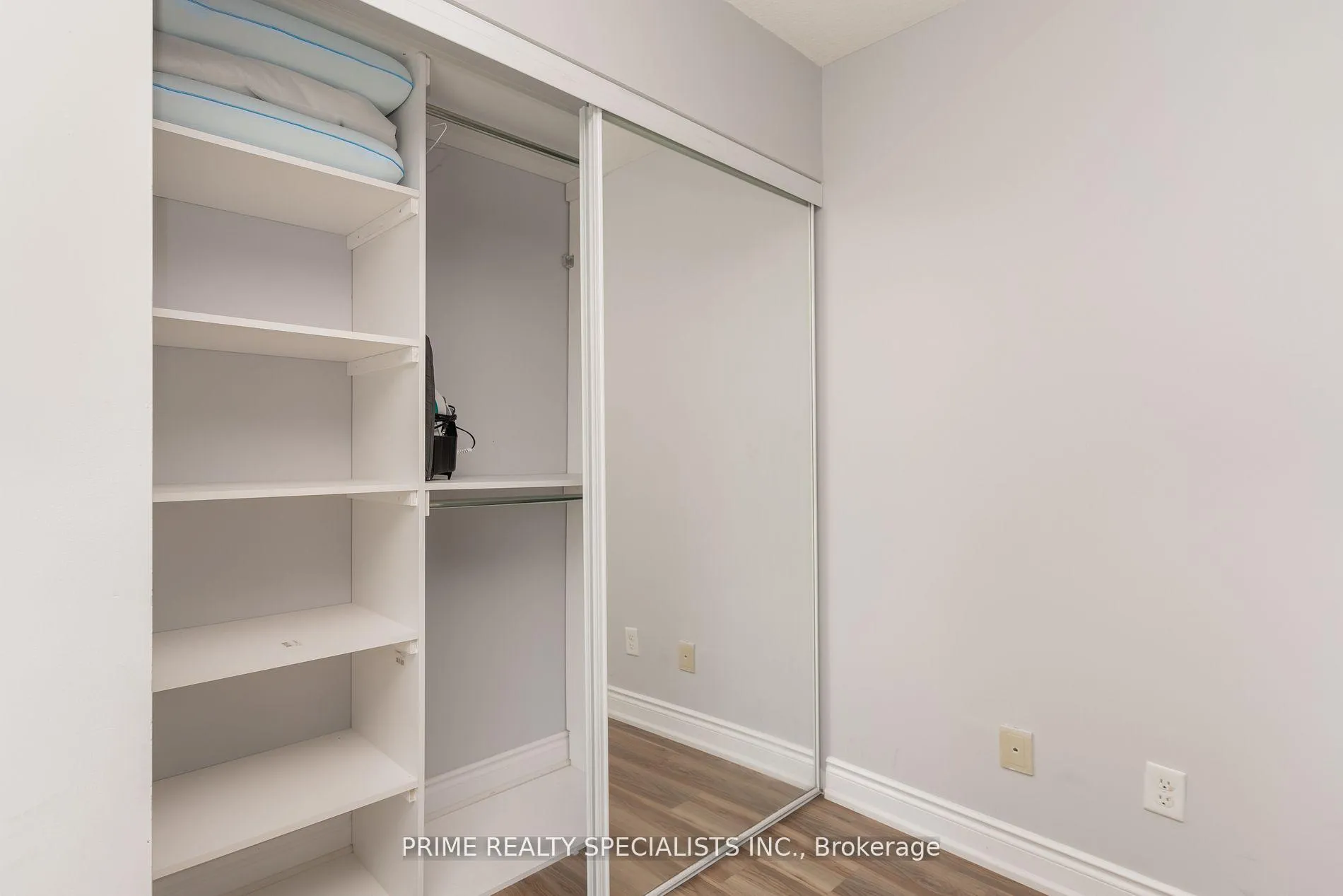 Photo 27 of Unit 2006, 215 Queen Street E, Brampton, Queen Street Corridor — HOMEH