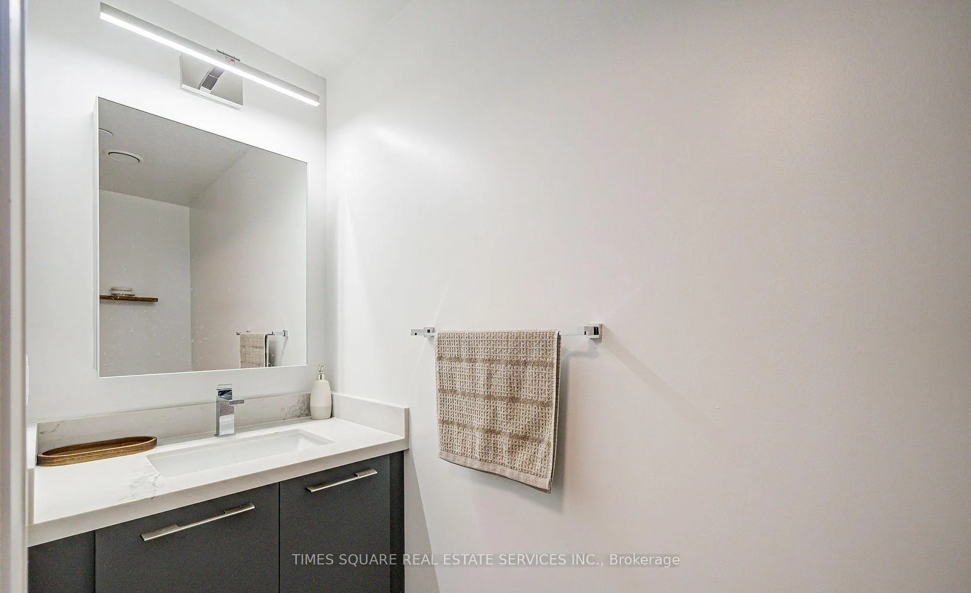 Photo 11 of Unit 3011, 8 Water Walk Drive, Markham, Unionville — HOMEH