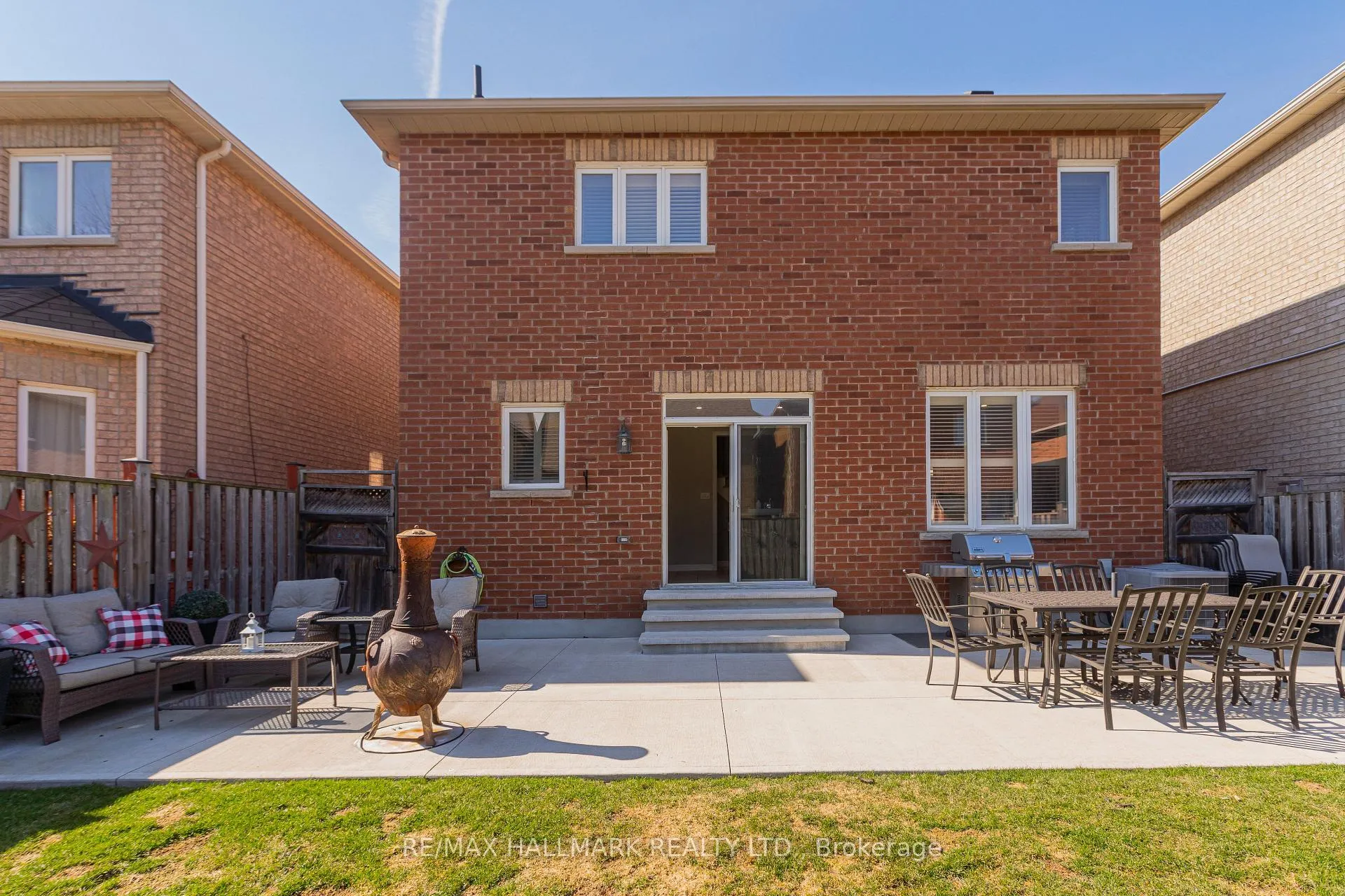 Photo 13 of 24 Begonia Crescent, Brampton, Northwest Sandalwood Parkway — HOMEH