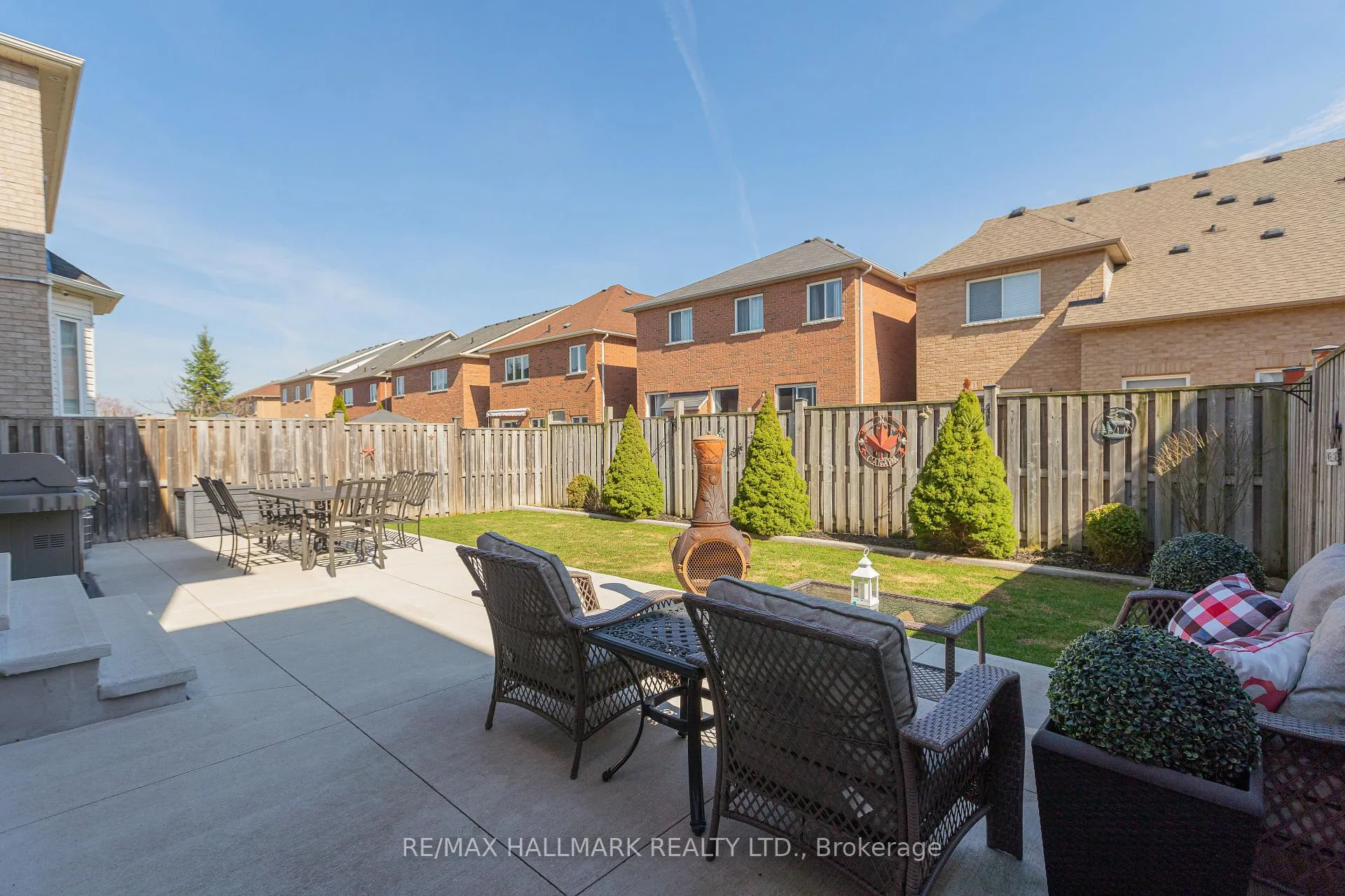 Photo 15 of 24 Begonia Crescent, Brampton, Northwest Sandalwood Parkway — HOMEH