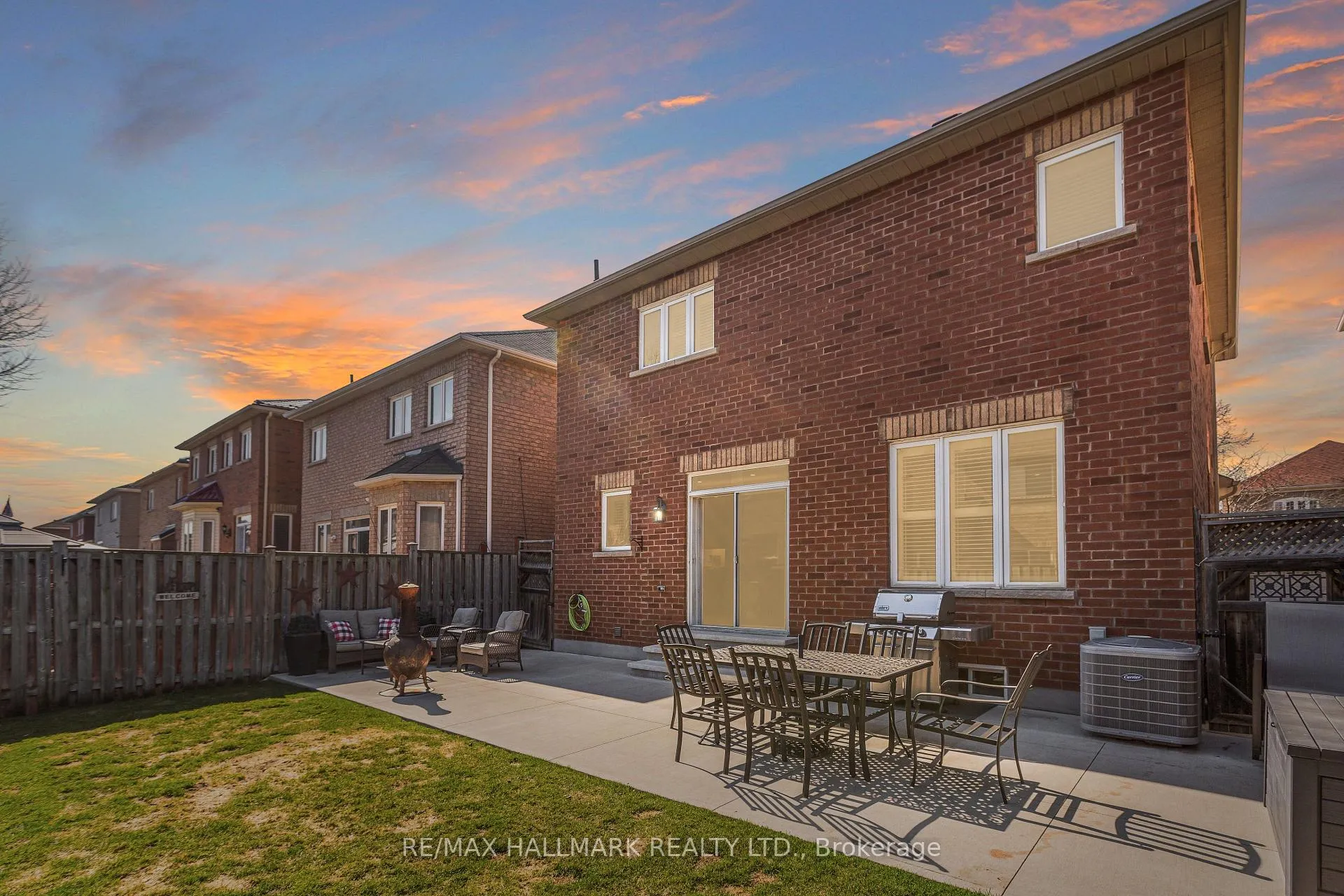 Photo 17 of 24 Begonia Crescent, Brampton, Northwest Sandalwood Parkway — HOMEH