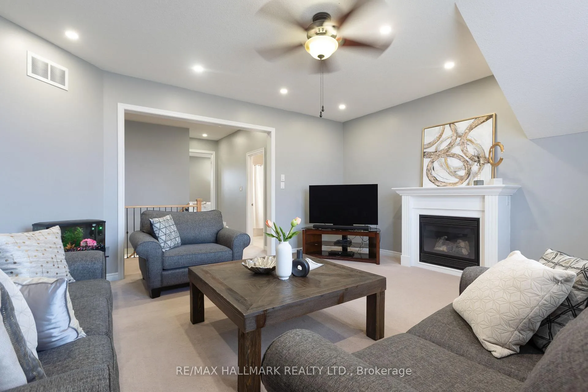 Photo 18 of 24 Begonia Crescent, Brampton, Northwest Sandalwood Parkway — HOMEH