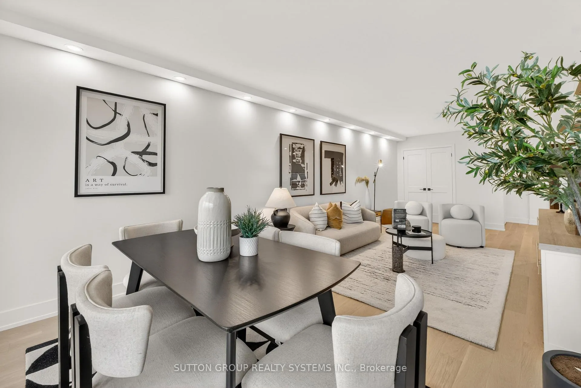Photo 16 of Unit 1409, 820 Burnhamthorpe Road, Etobicoke, Markland Wood — HOMEH